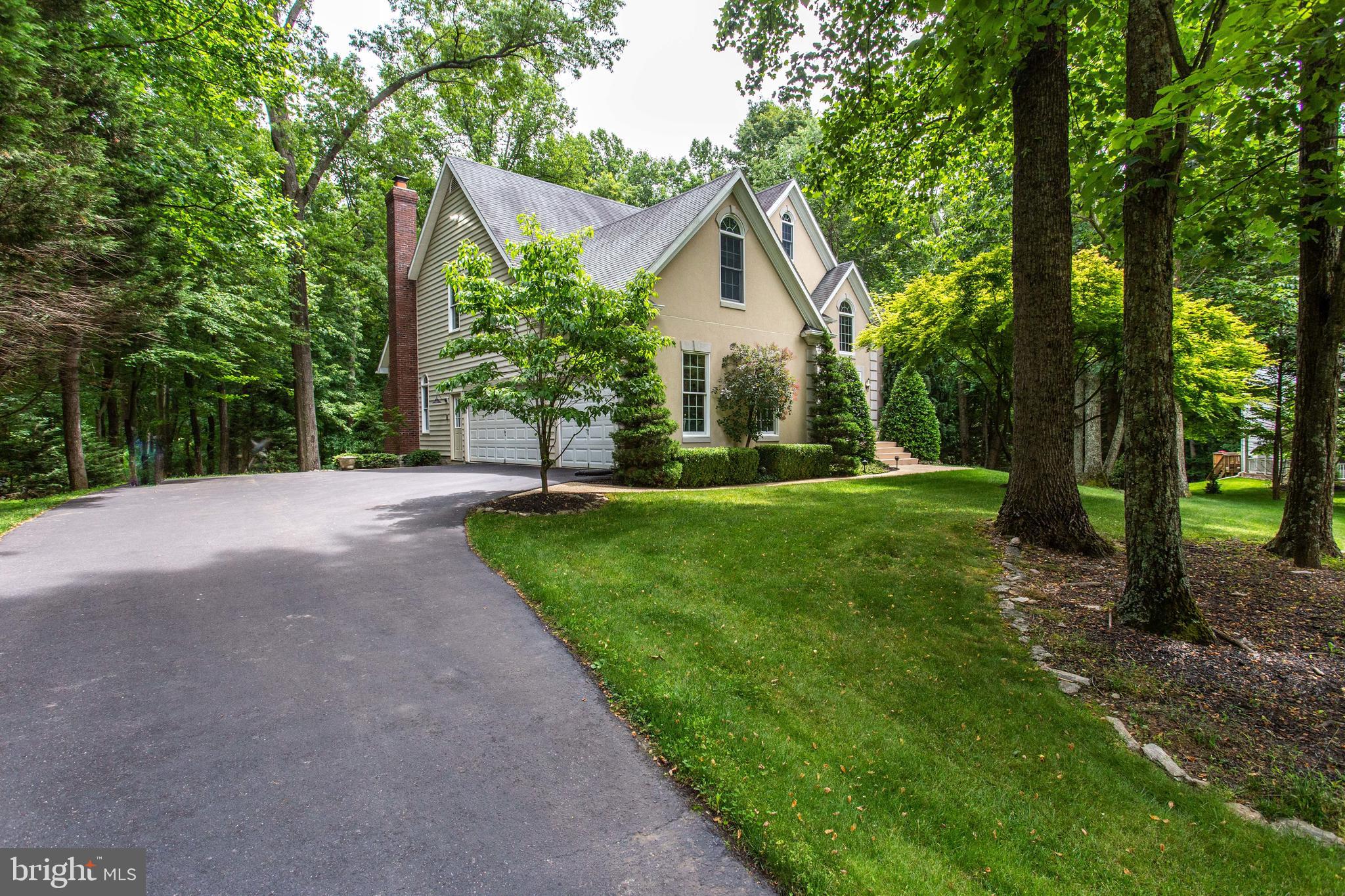 WOODFIELD ESTATES - Residential