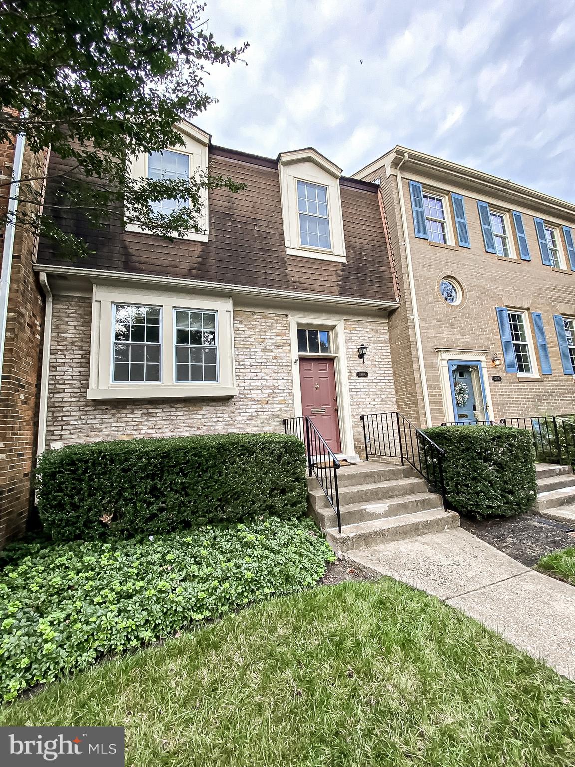 STONEHURST - Residential Lease