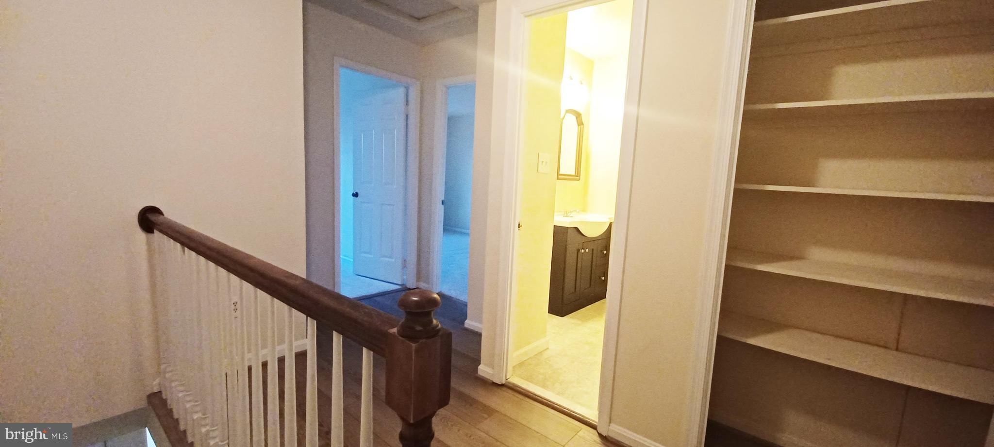 STONEHURST - Residential Lease