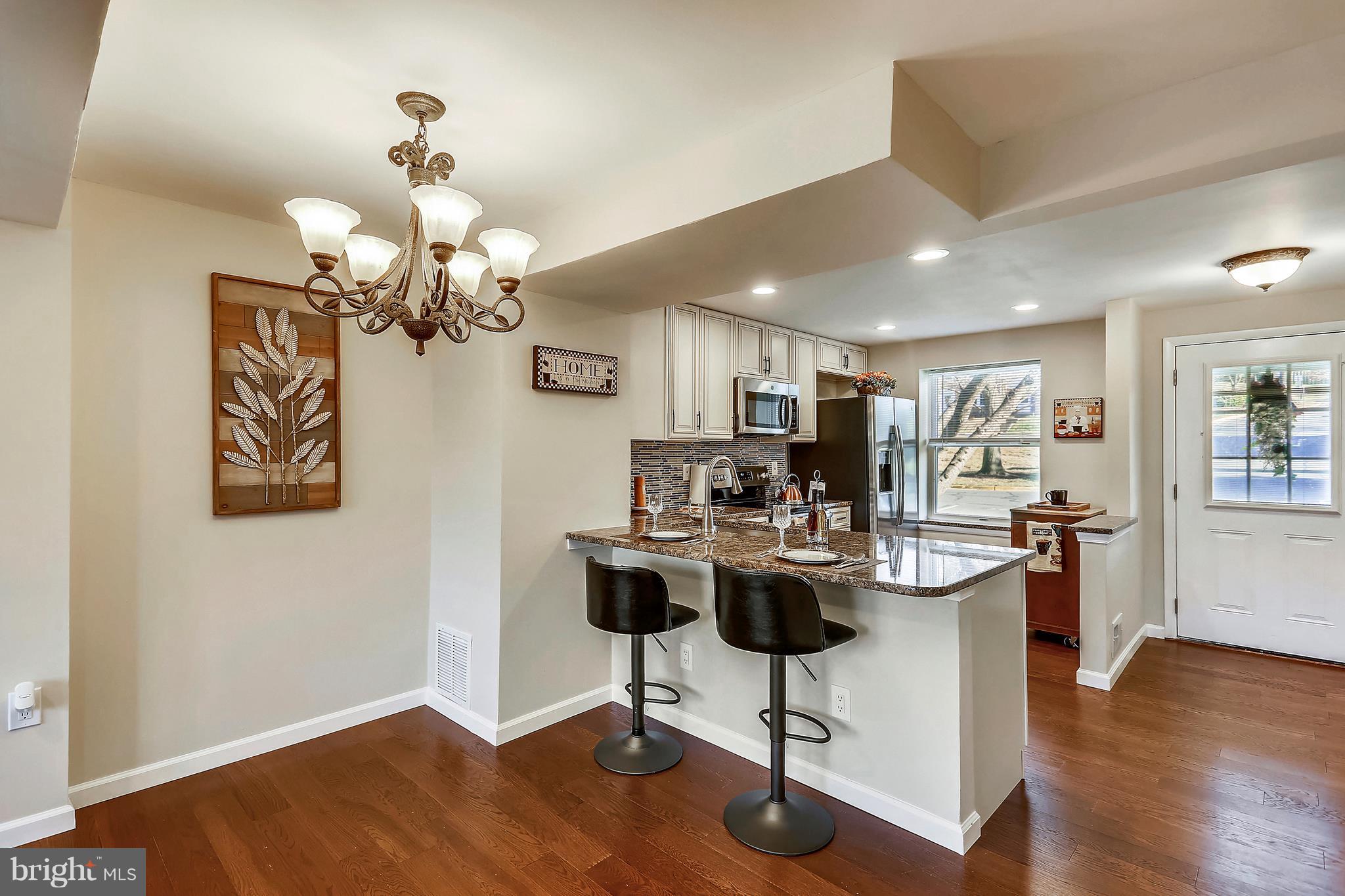 MIDDLEBROOK COMMONS - Residential