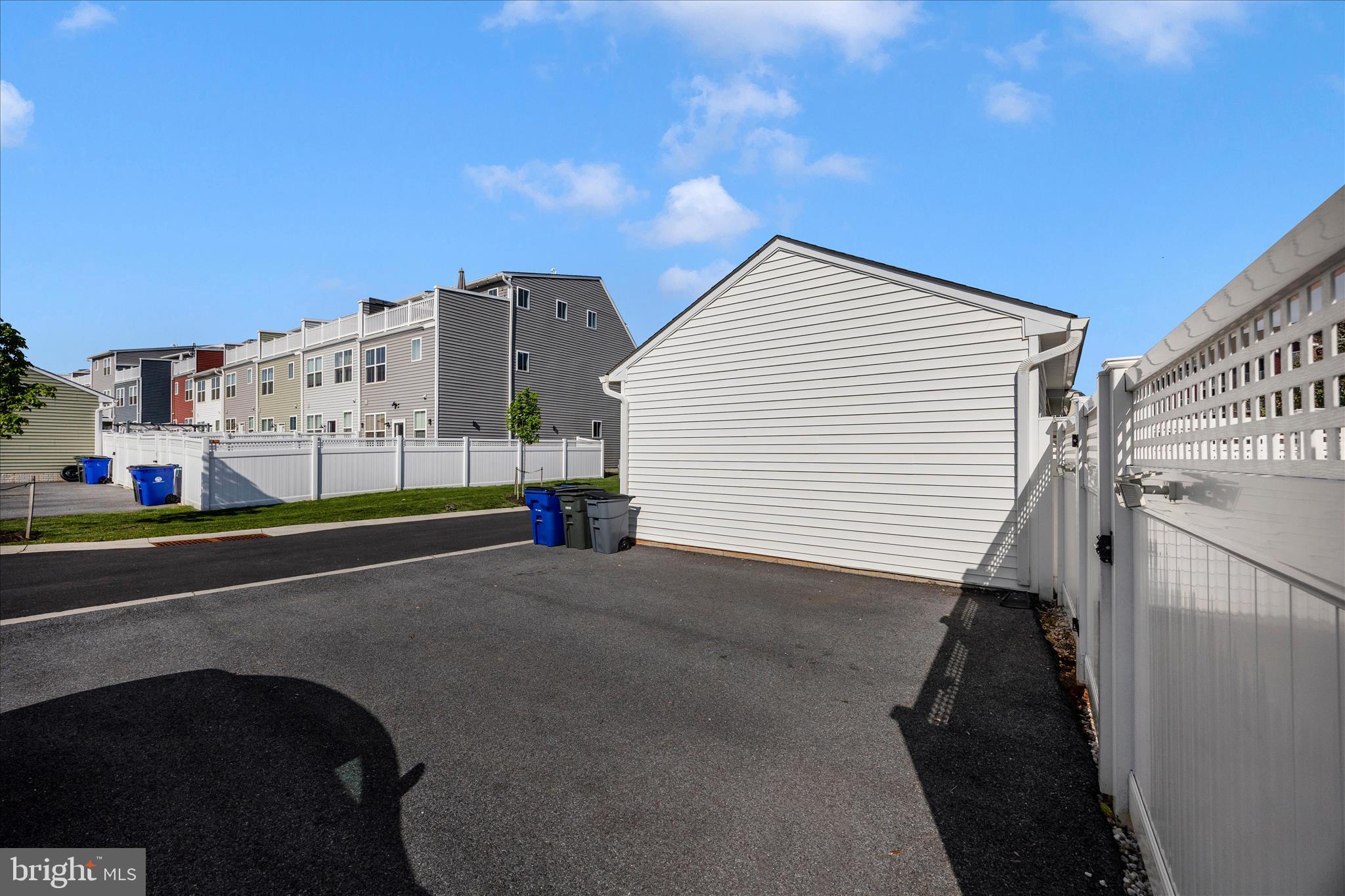 GAMBRILL VIEW - Residential