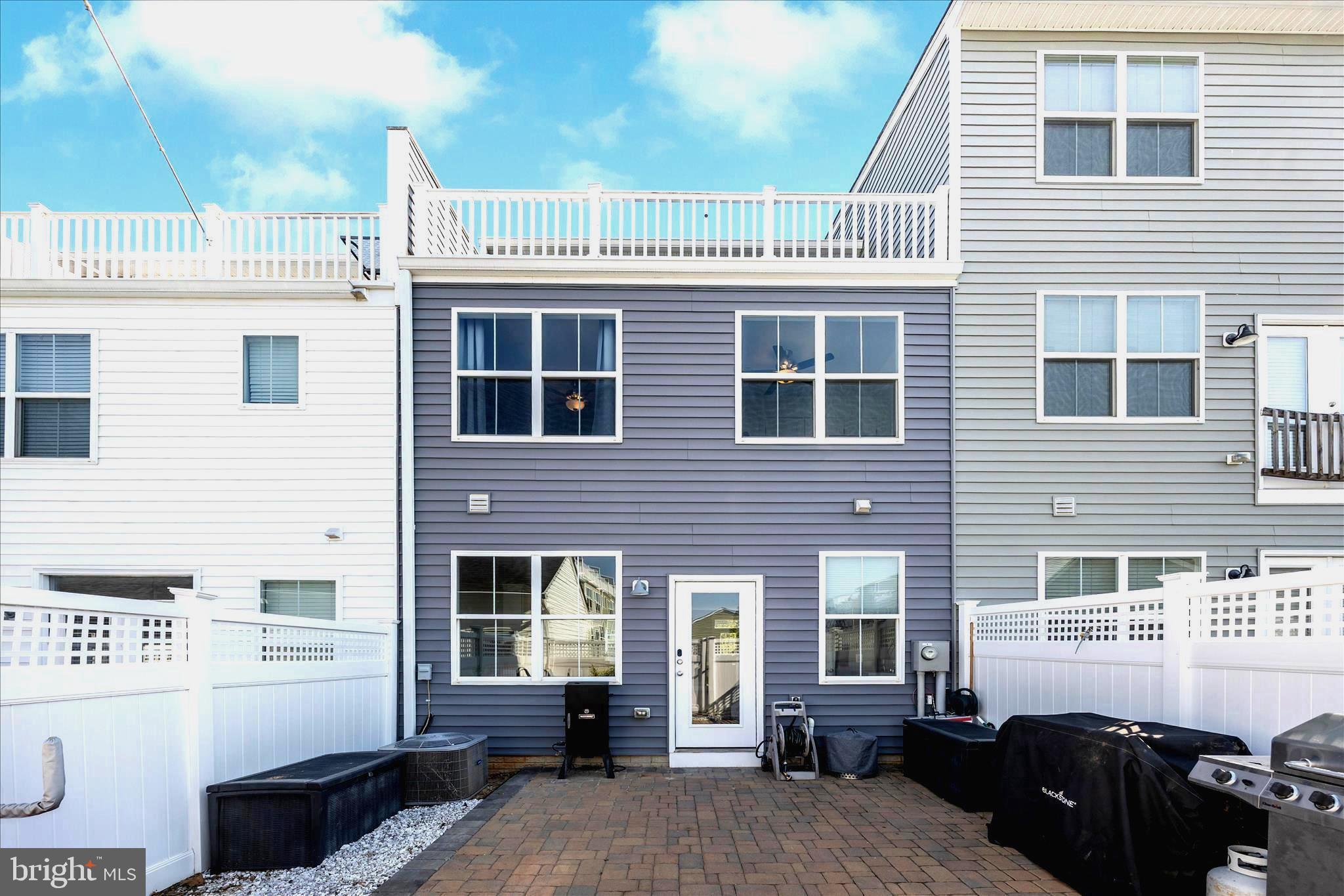 GAMBRILL VIEW - Residential