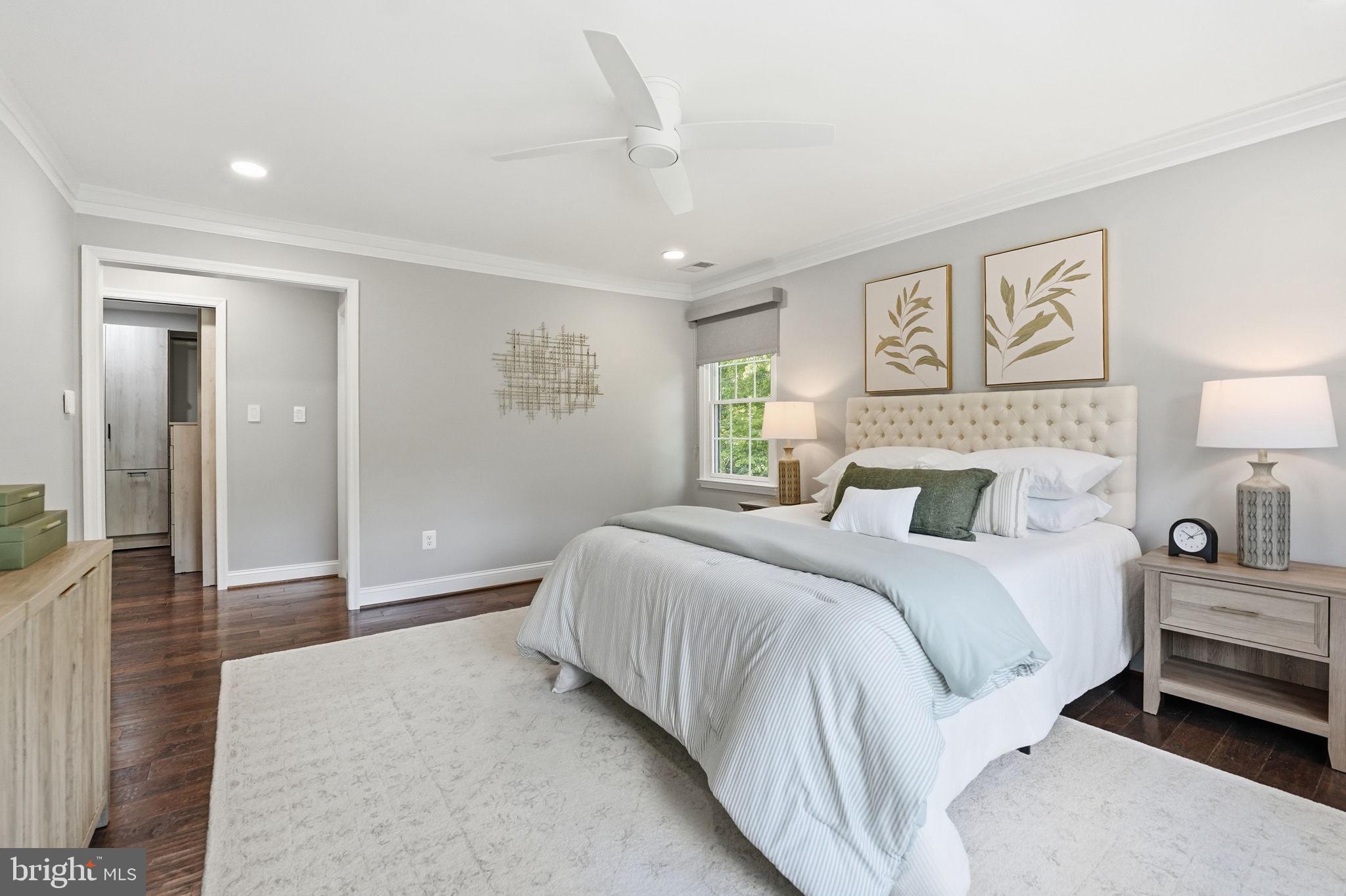 OAKTON GLEN - Residential