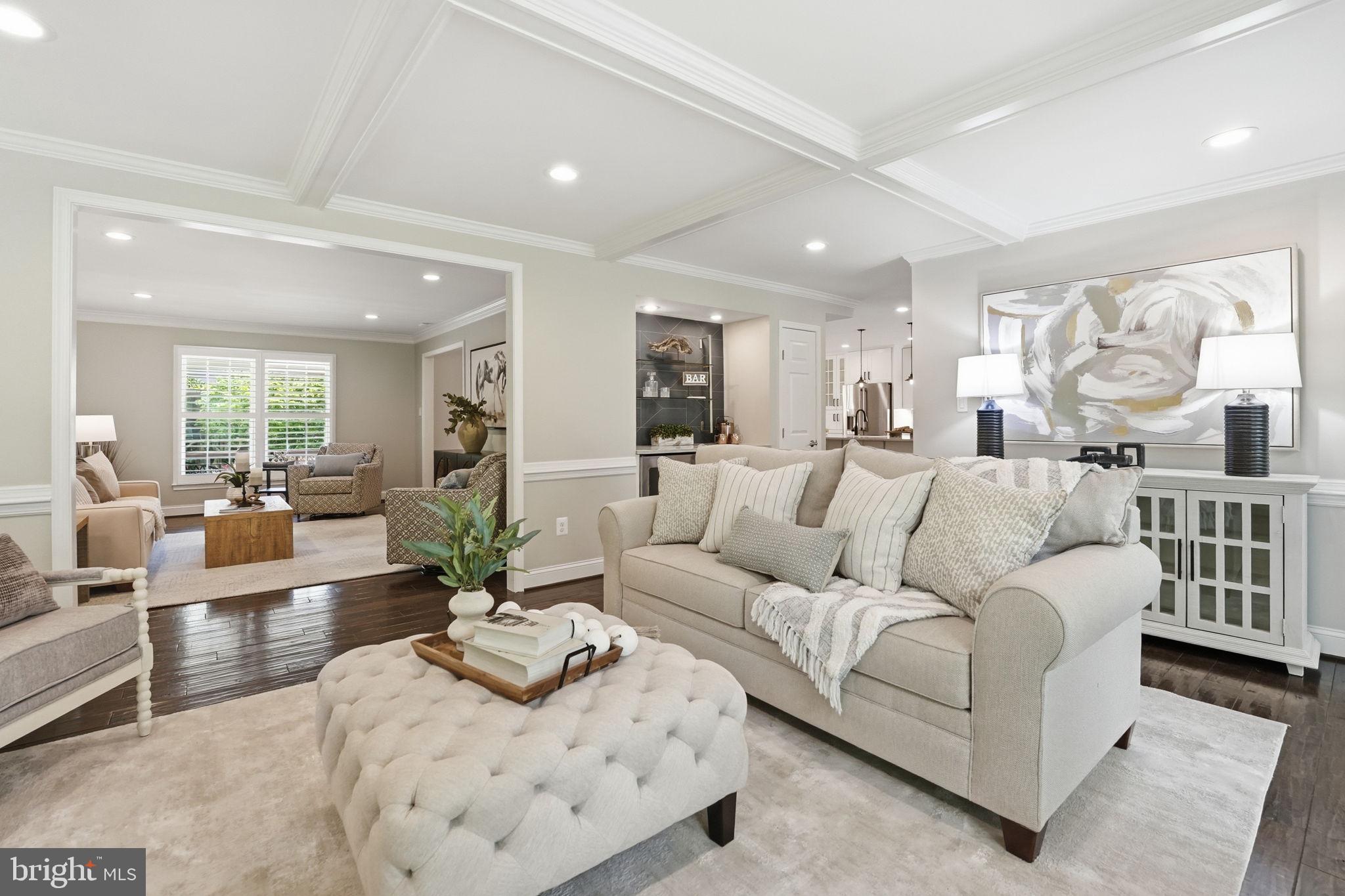 OAKTON GLEN - Residential