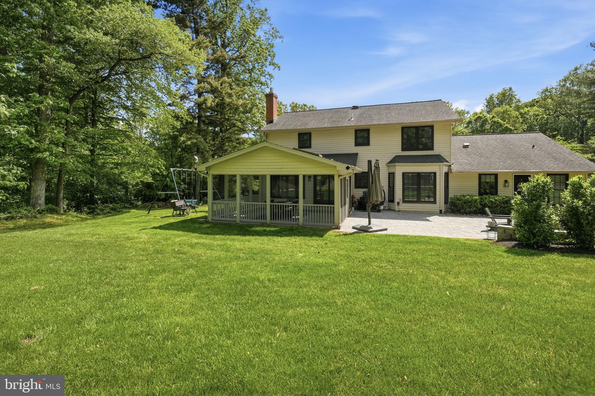 OAKTON GLEN - Residential