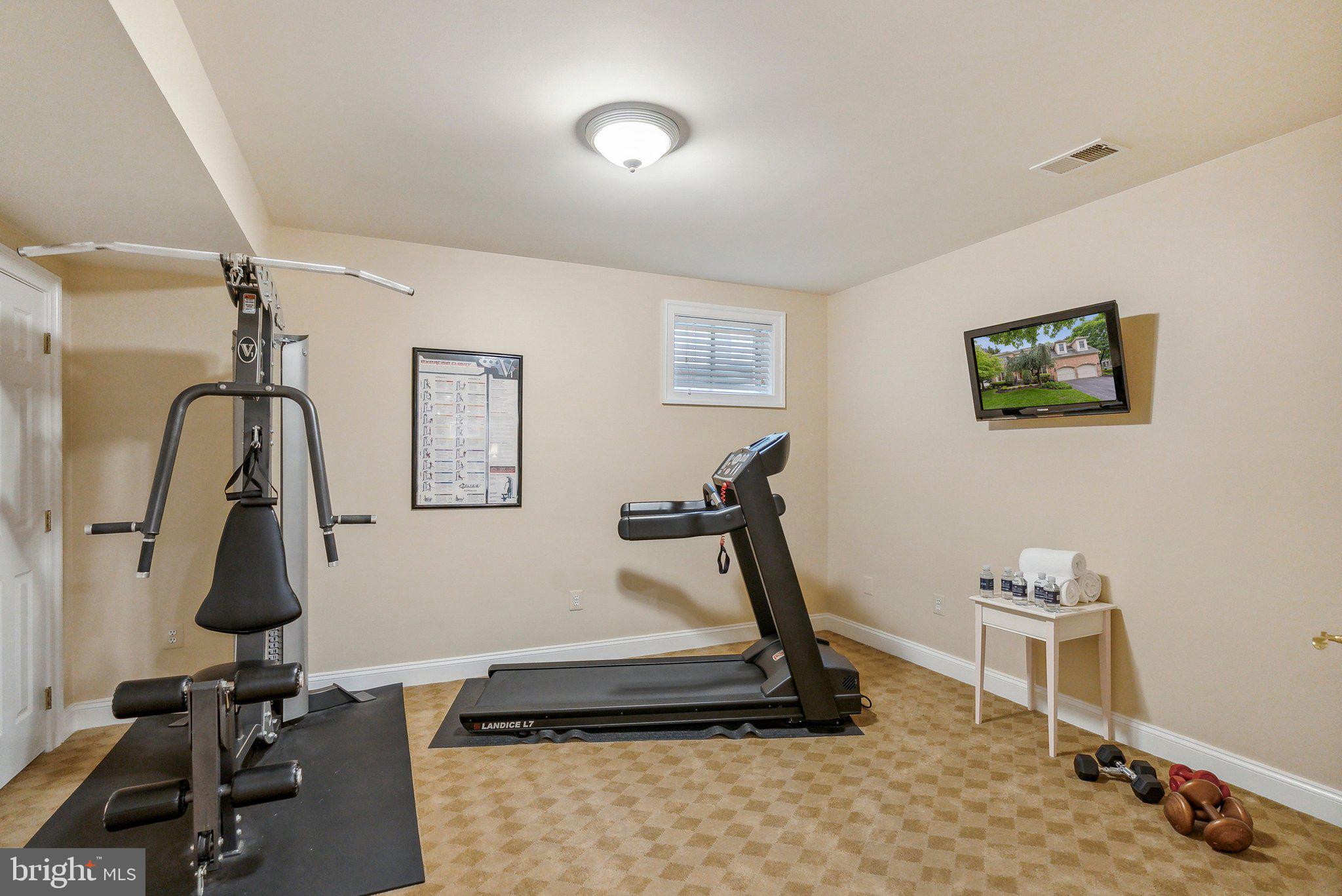 POTOMAC REGENCY - Residential