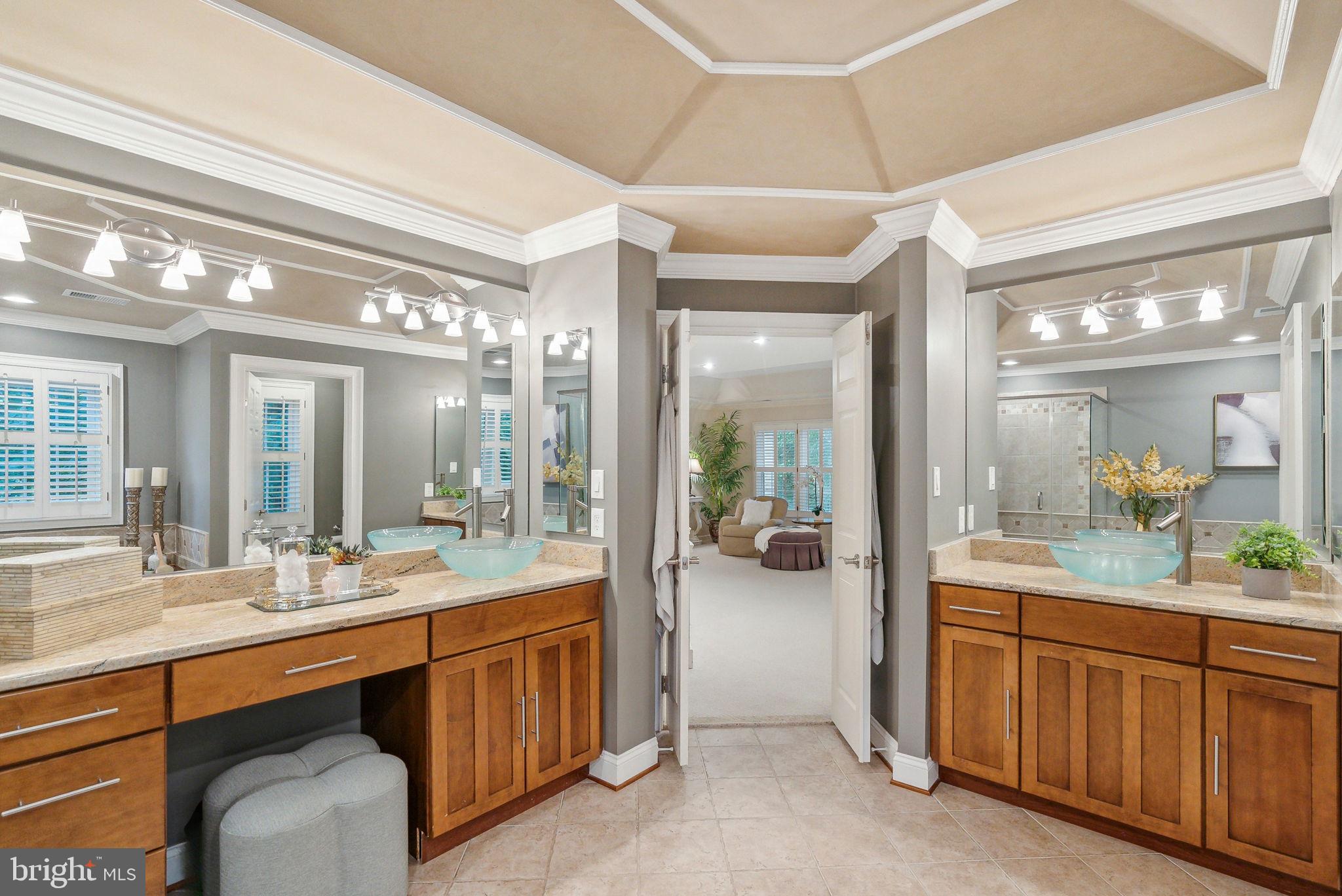 POTOMAC REGENCY - Residential