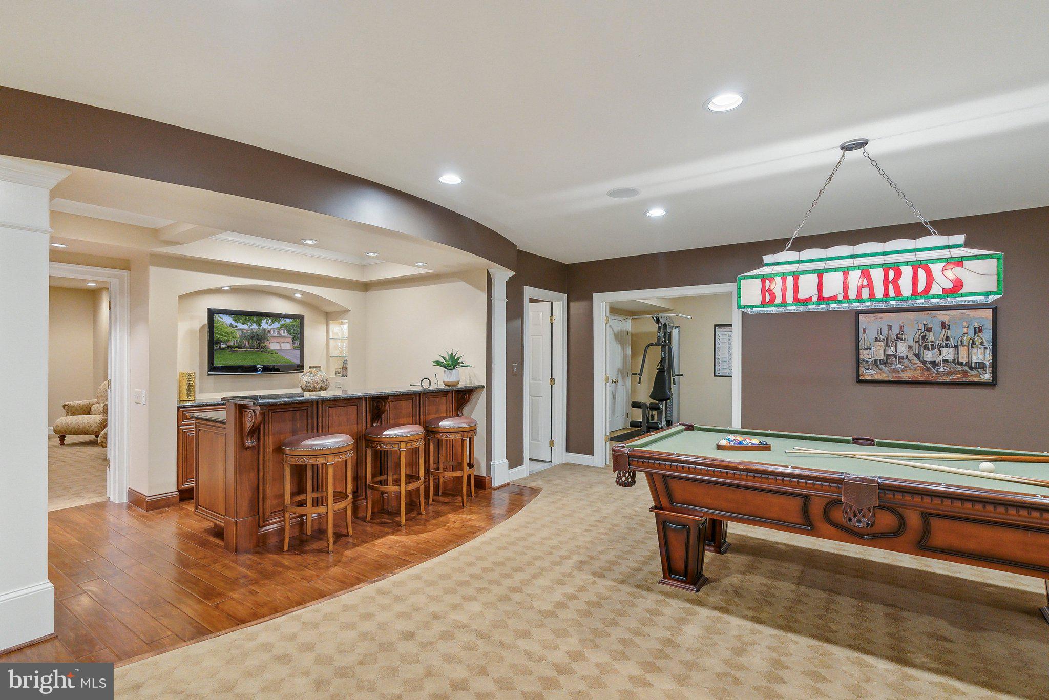 POTOMAC REGENCY - Residential