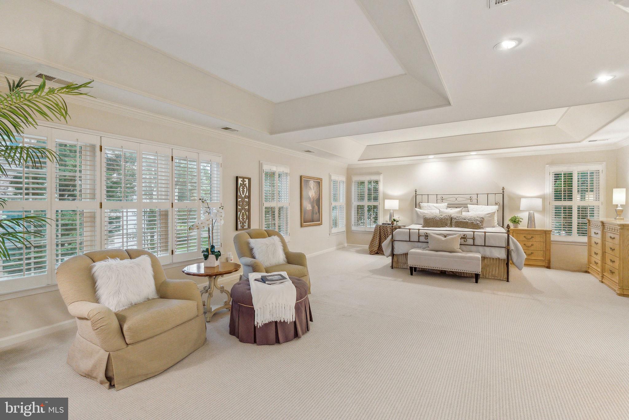 POTOMAC REGENCY - Residential