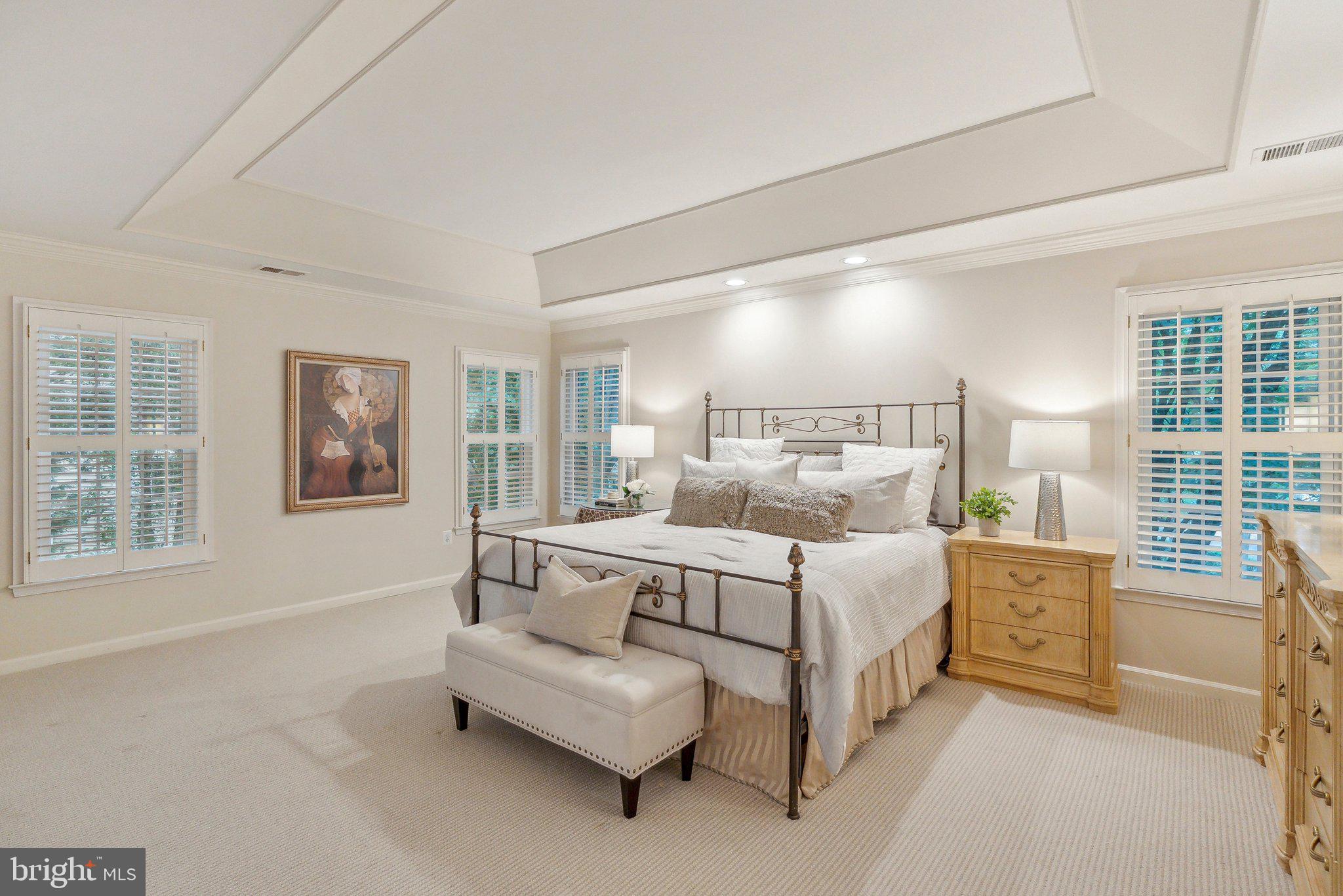 POTOMAC REGENCY - Residential