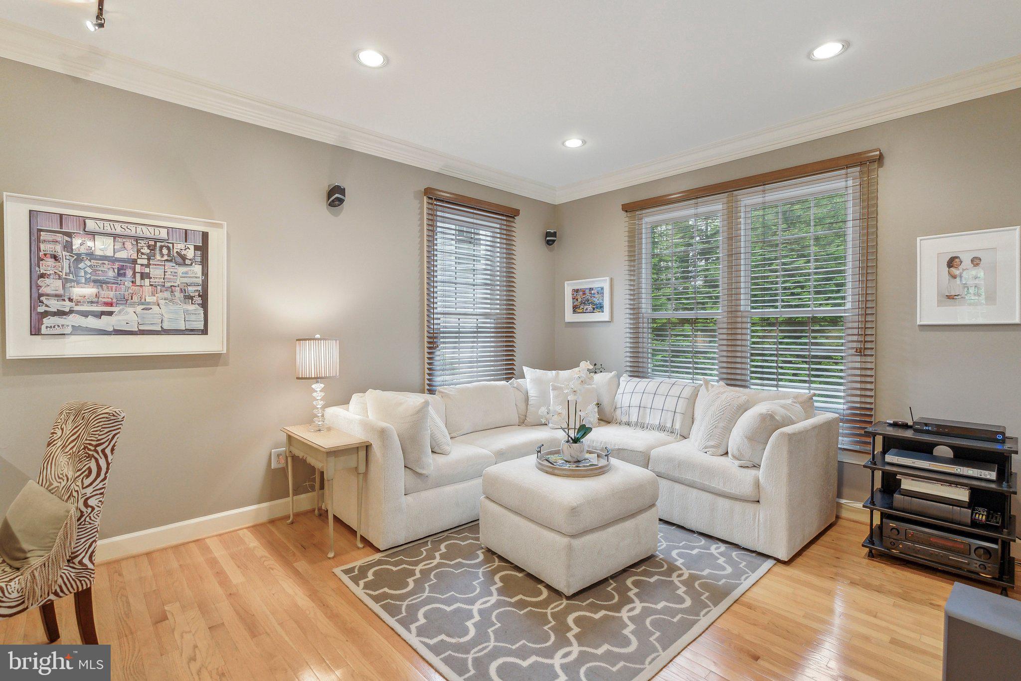 POTOMAC REGENCY - Residential