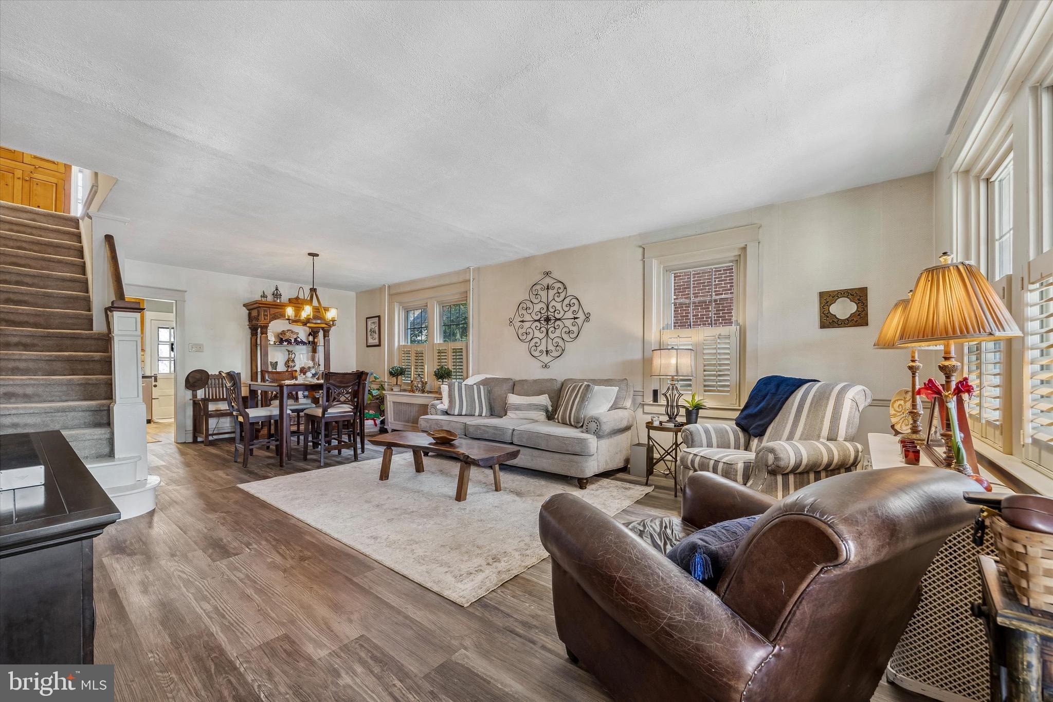 409 PERKIOMEN AVENUE