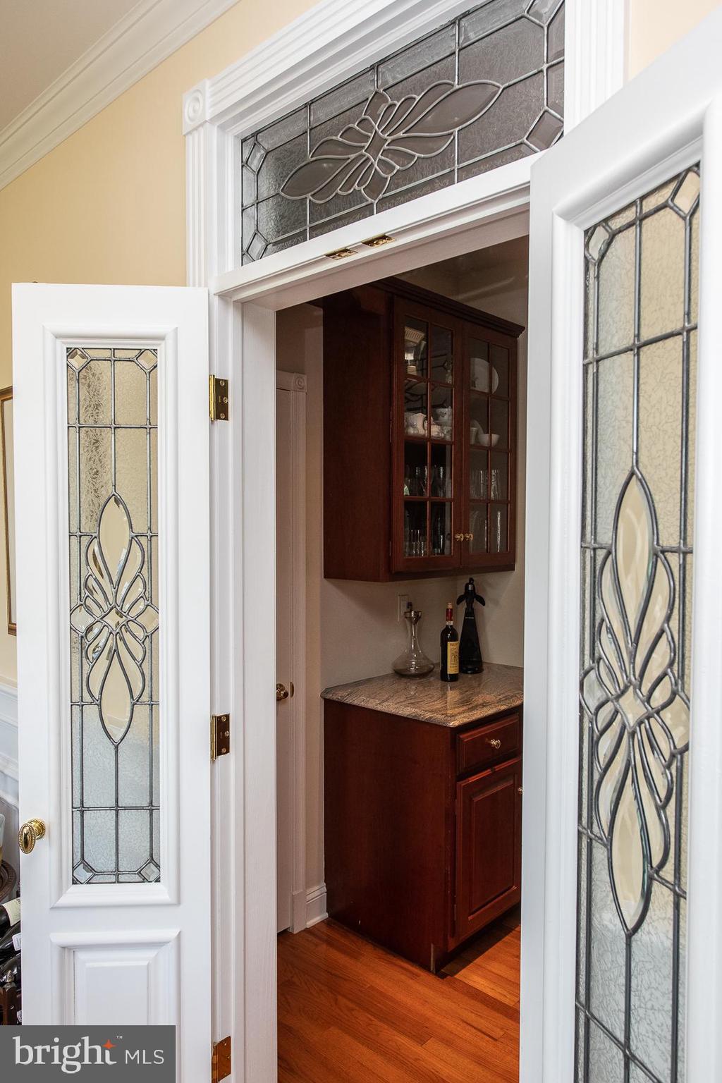 COUNTRYVIEW - Residential