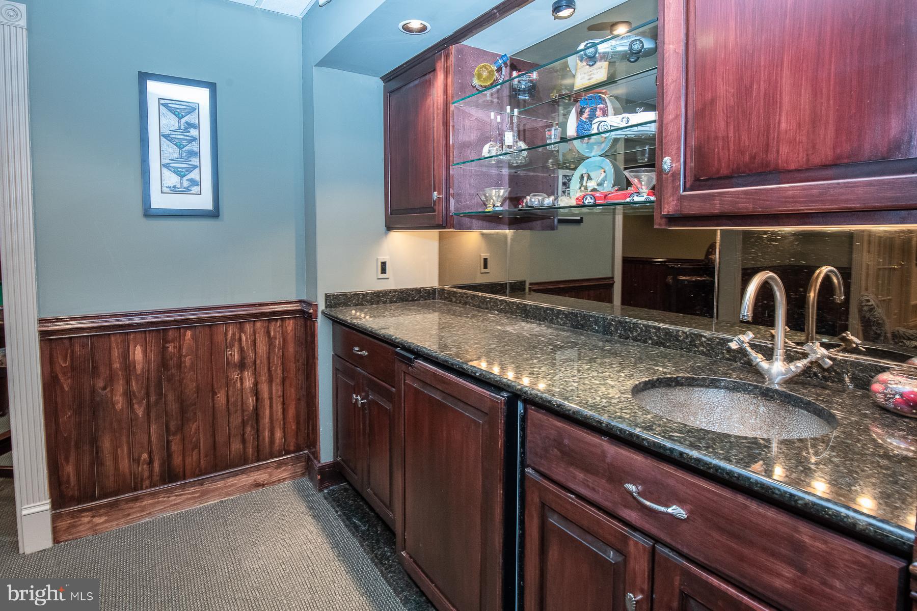 COUNTRYVIEW - Residential