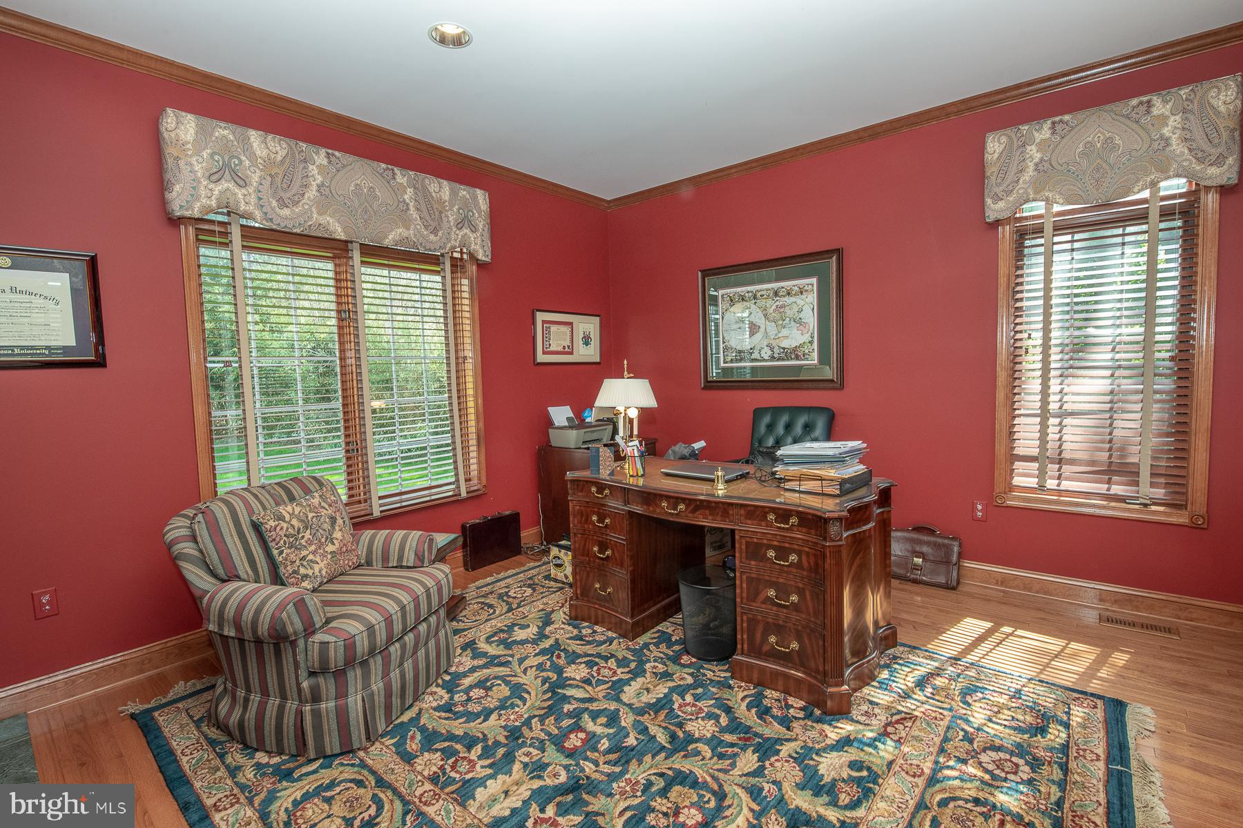 COUNTRYVIEW - Residential