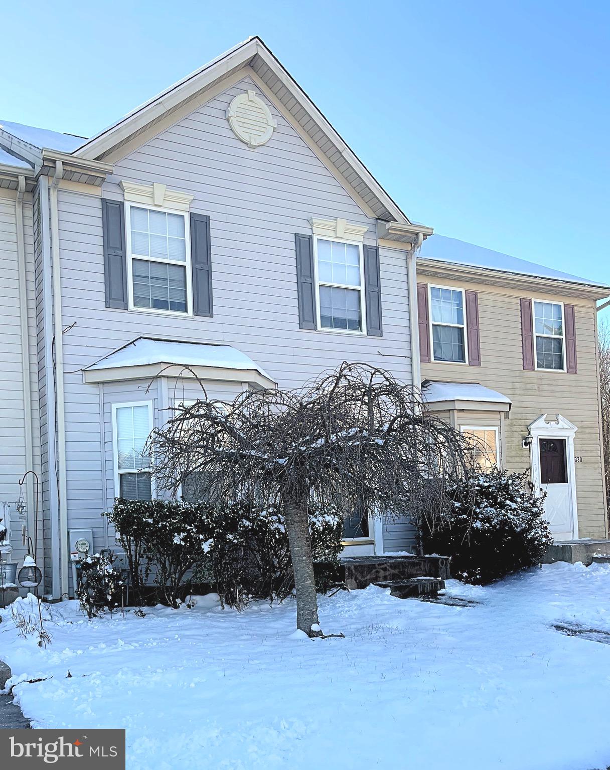 THE COURTS - Residential