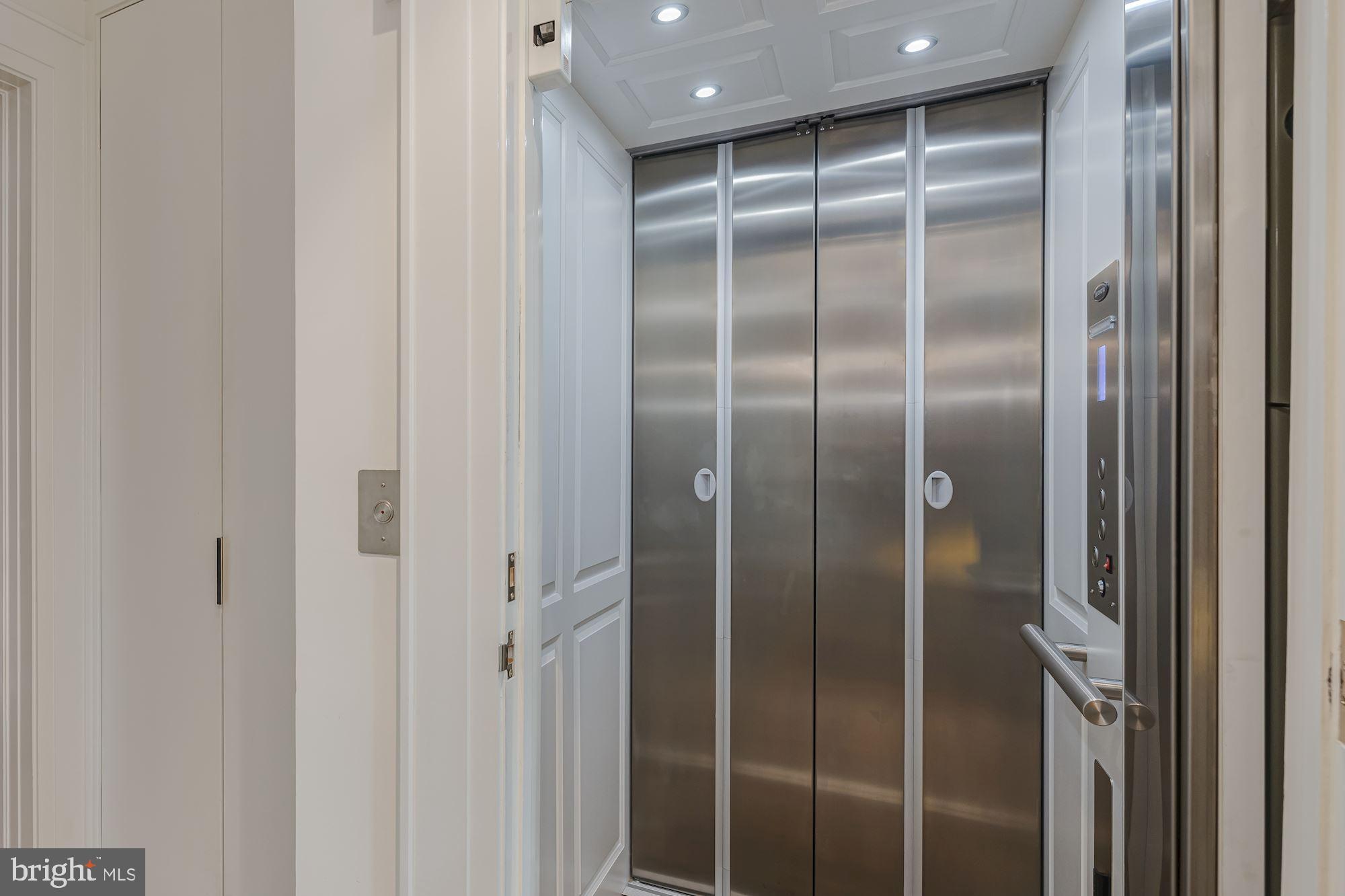 GEORGETOWN - Residential