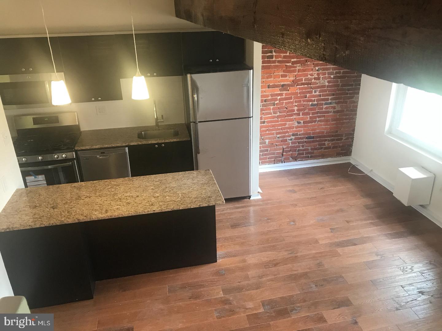 SOCIETY HILL - Residential Lease