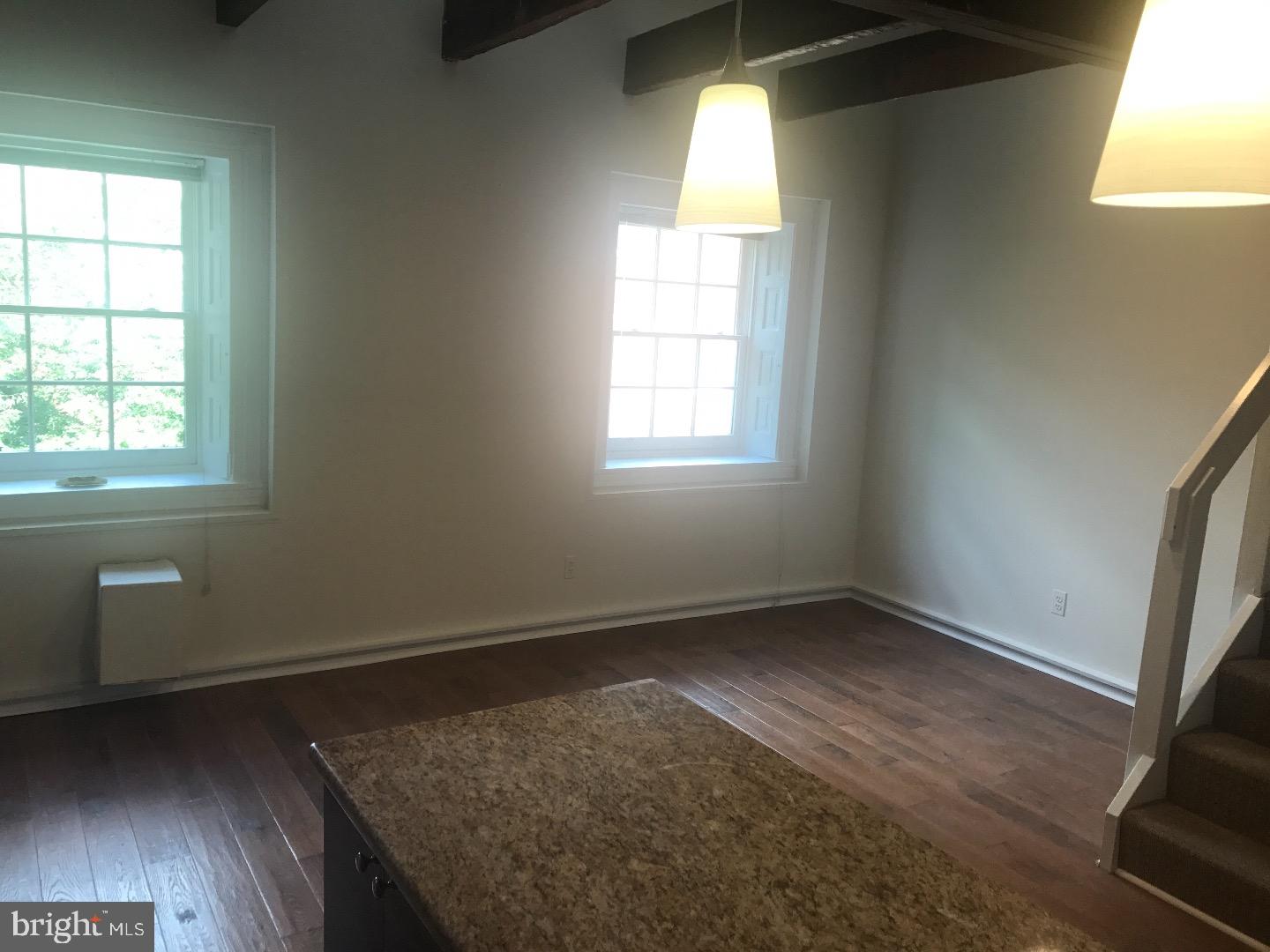 SOCIETY HILL - Residential Lease