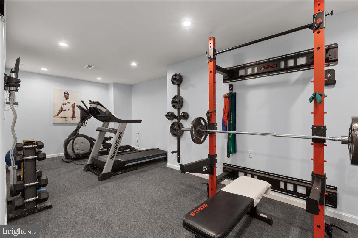 LONGMEADE SUB - Residential