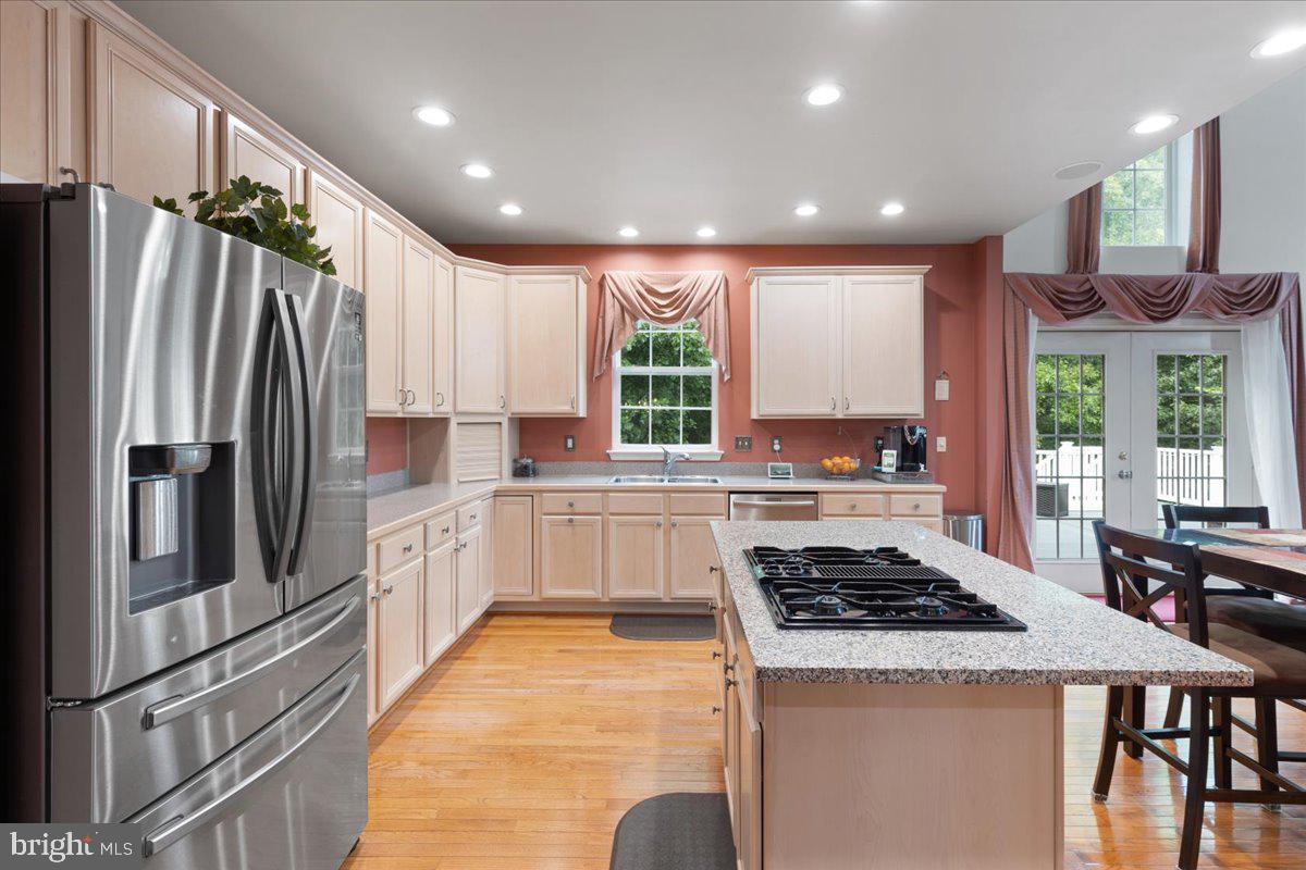 LONGMEADE SUB - Residential