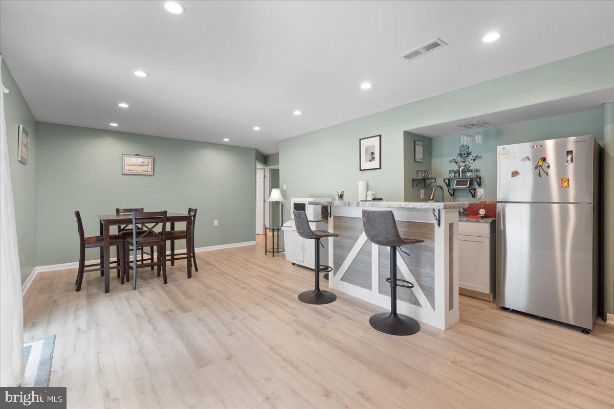 LONGMEADE SUB - Residential