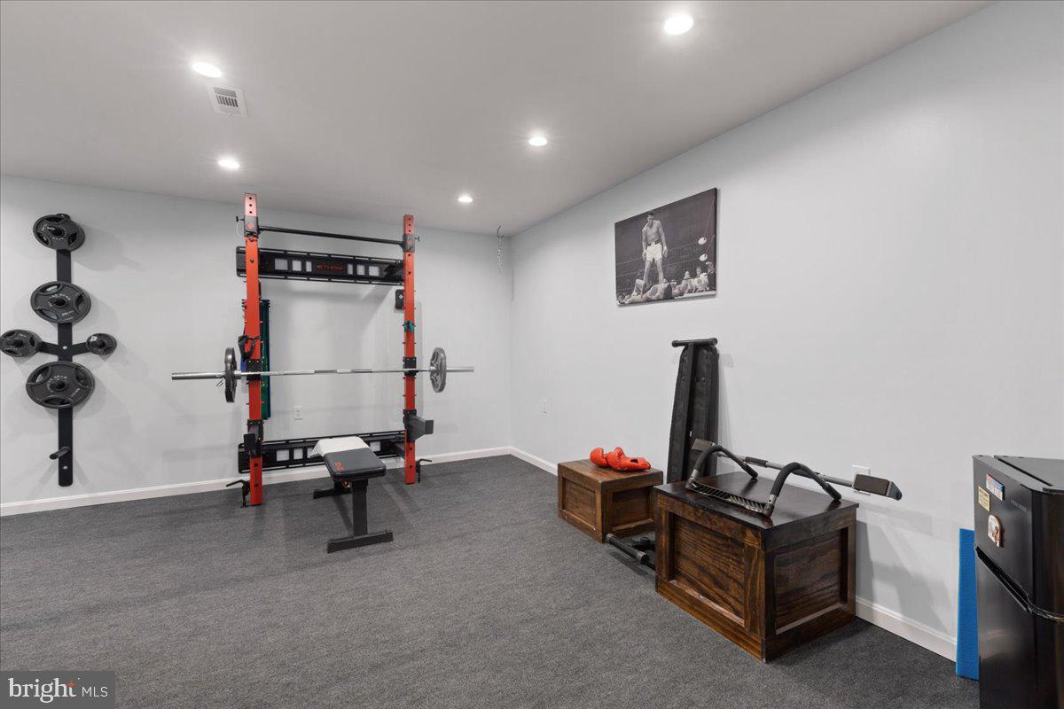 LONGMEADE SUB - Residential