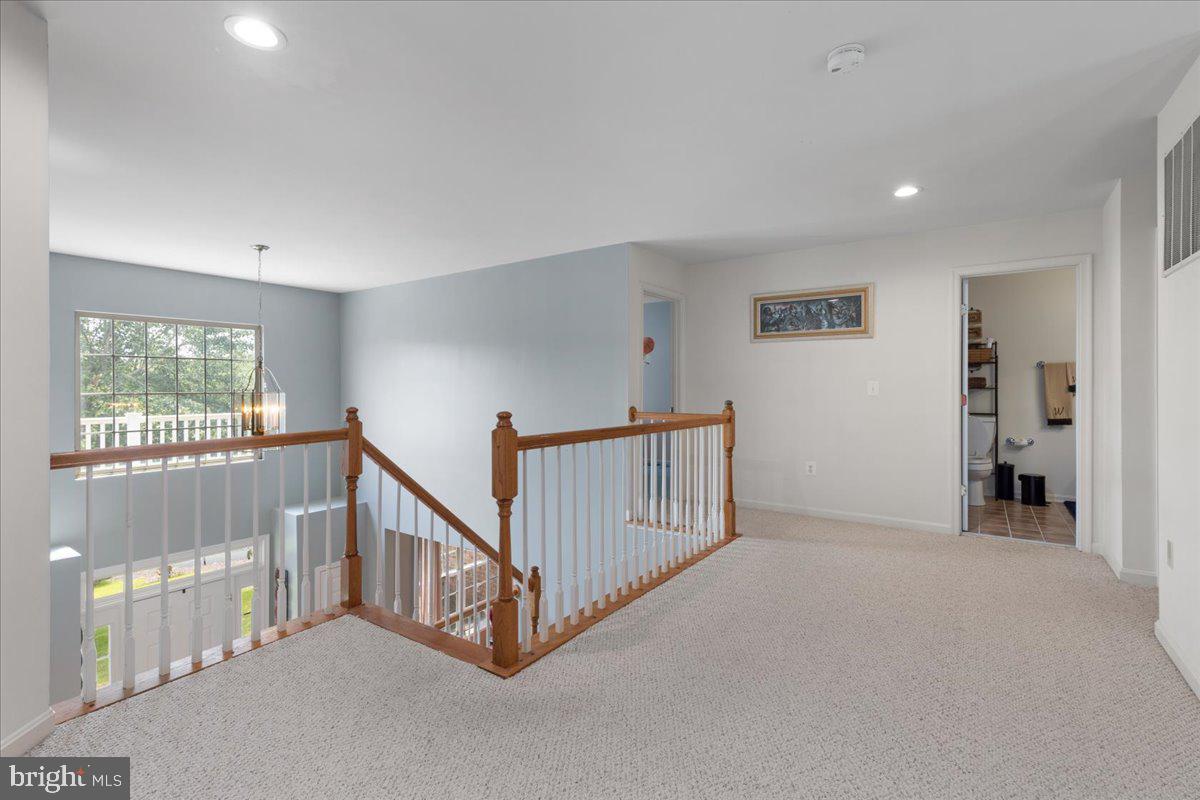 LONGMEADE SUB - Residential