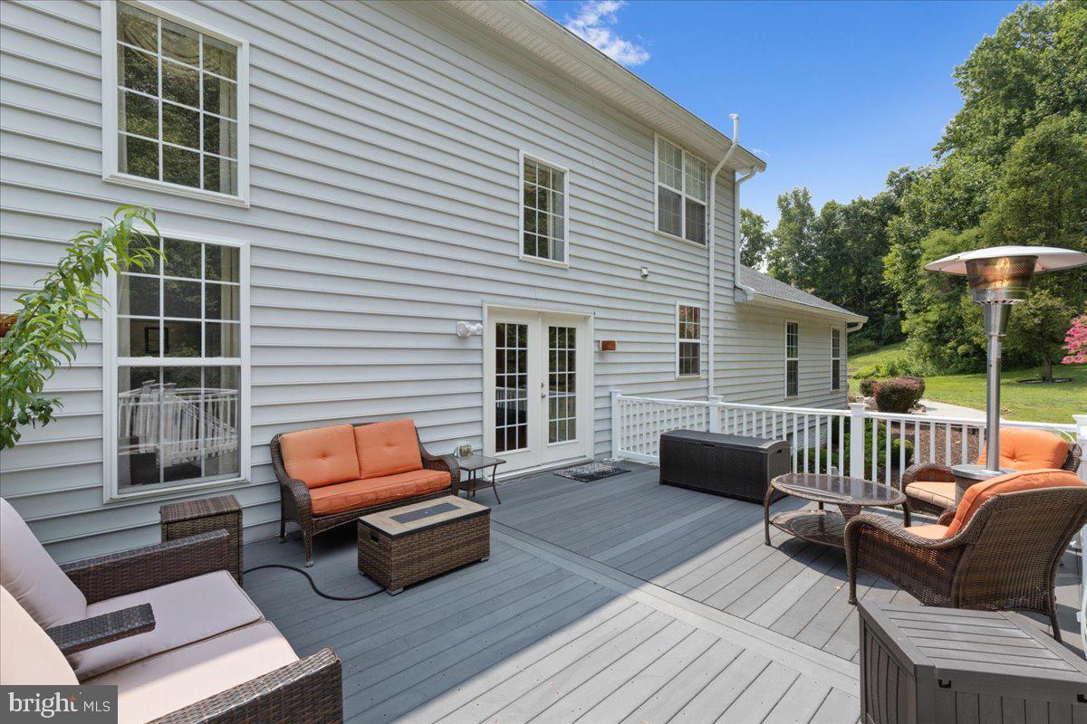 LONGMEADE SUB - Residential