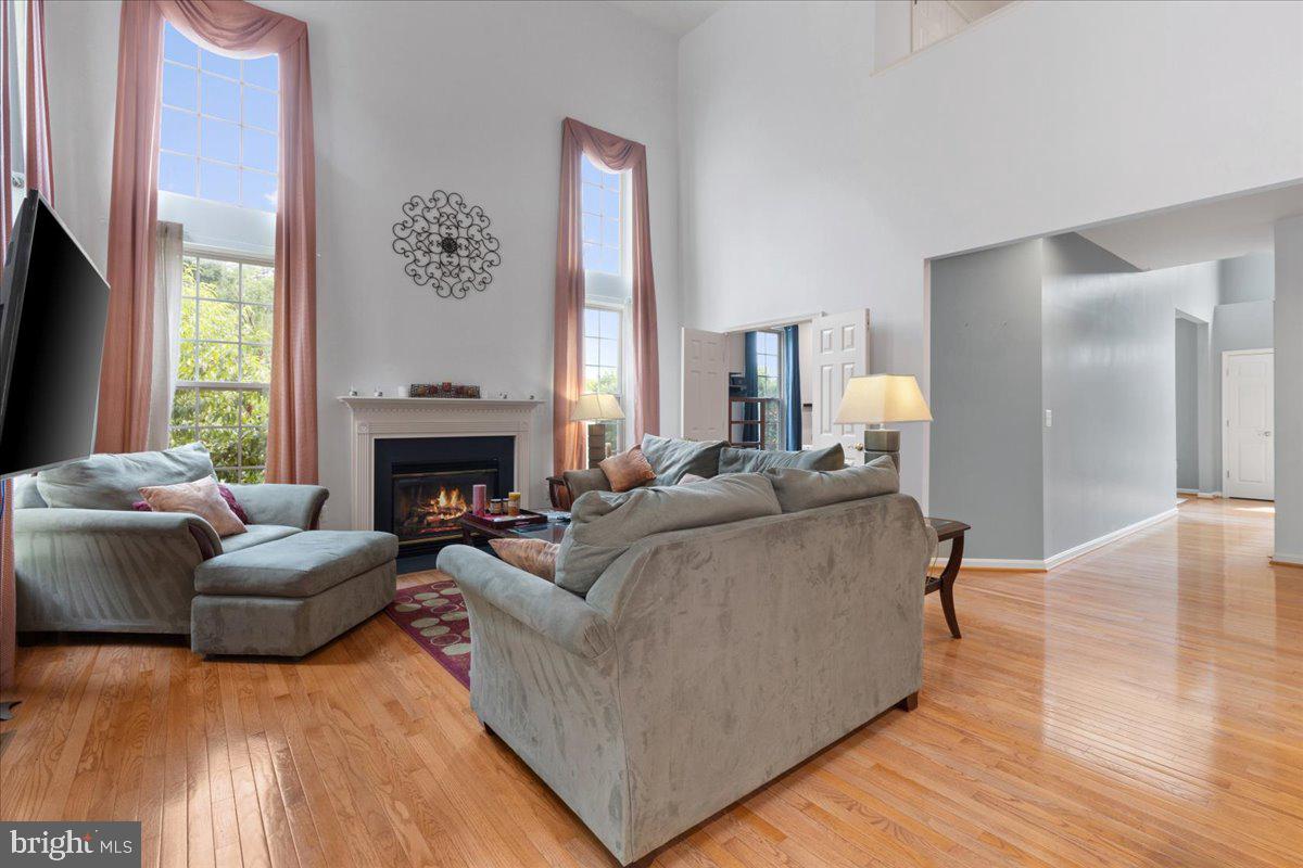 LONGMEADE SUB - Residential