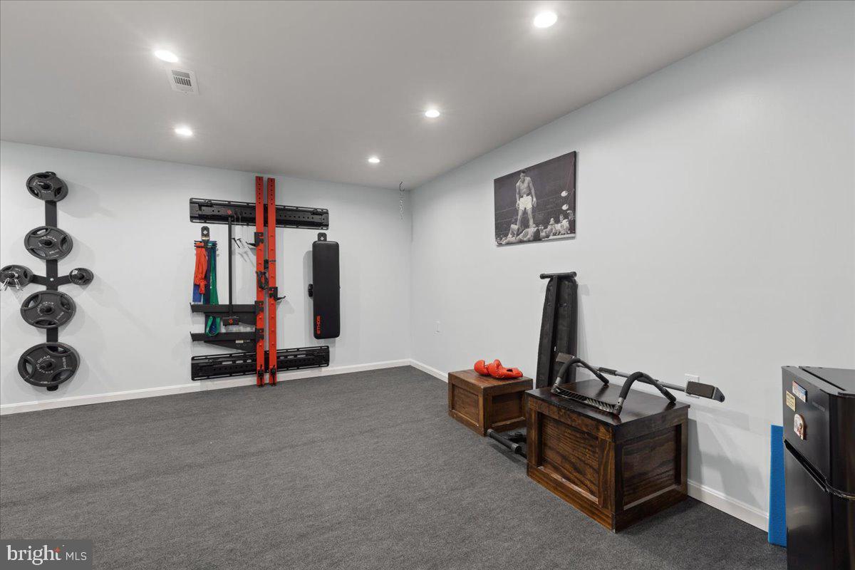 LONGMEADE SUB - Residential