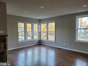 GLENSIDE - Residential Lease