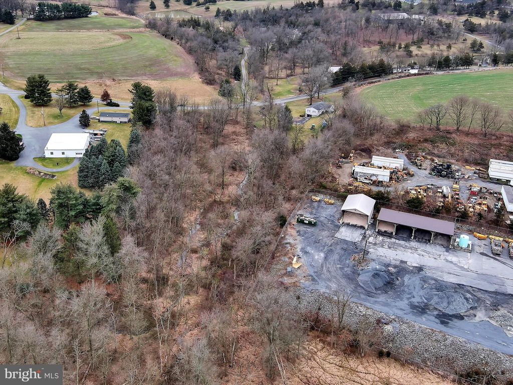 Photo of 4312 Elizabethtown Rd312 Rd, Manheim, PA 17545 (MLS # PALA2046396)