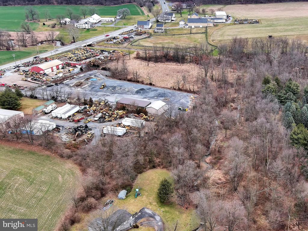 Photo of 4312 Elizabethtown Rd312 Rd, Manheim, PA 17545 (MLS # PALA2046396)