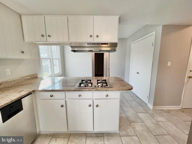 WILLERBURN ACRES - Residential Lease