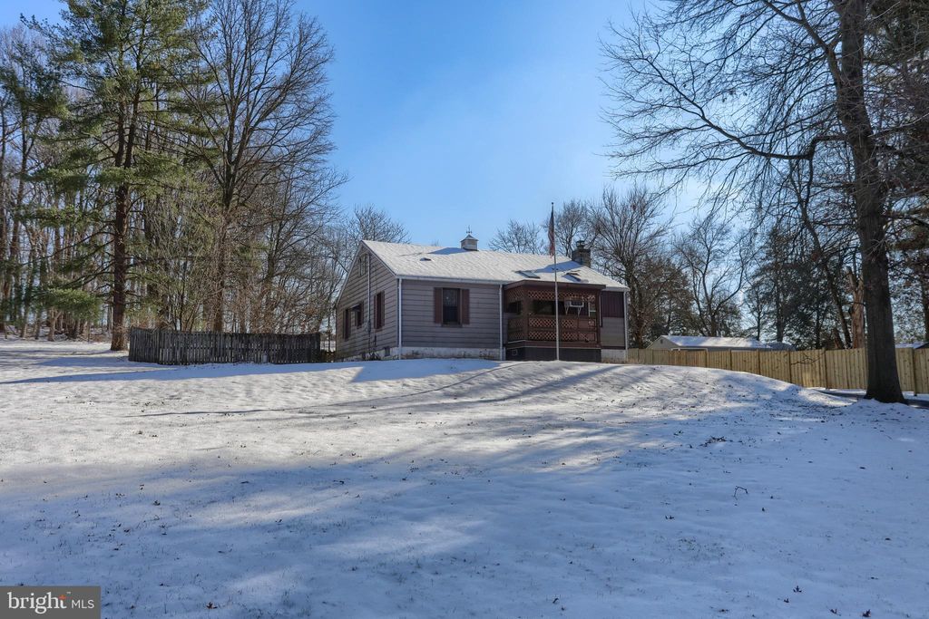 Photo of 1415 Shopes Church Road, HUMMELSTOWN, PA 17036 (MLS # PADA2052450)