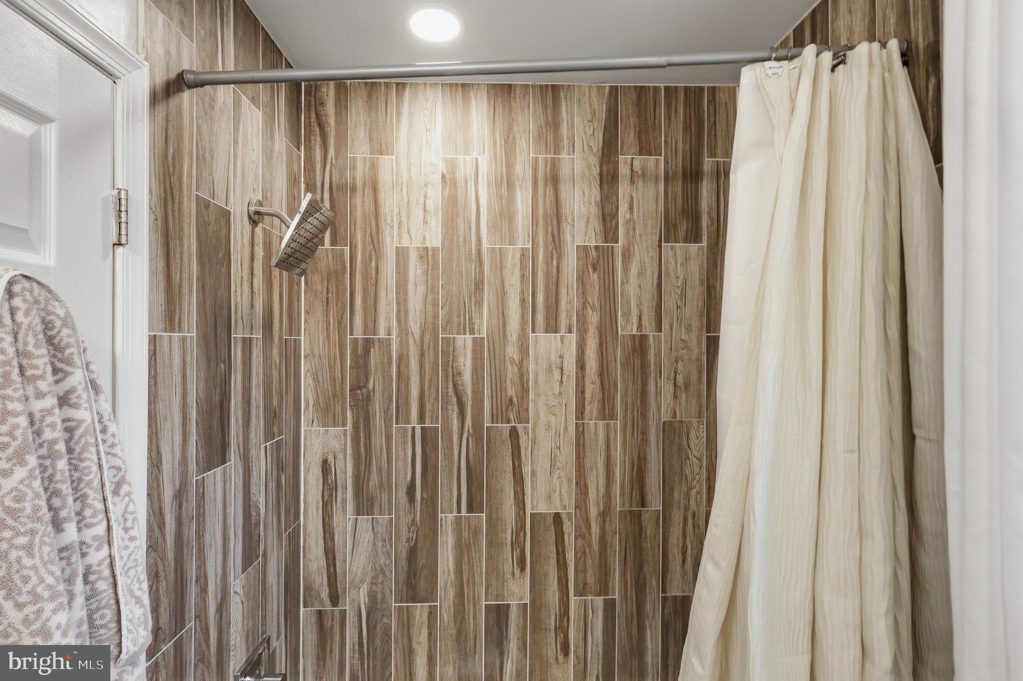 CASTOR GARDENS - Residential