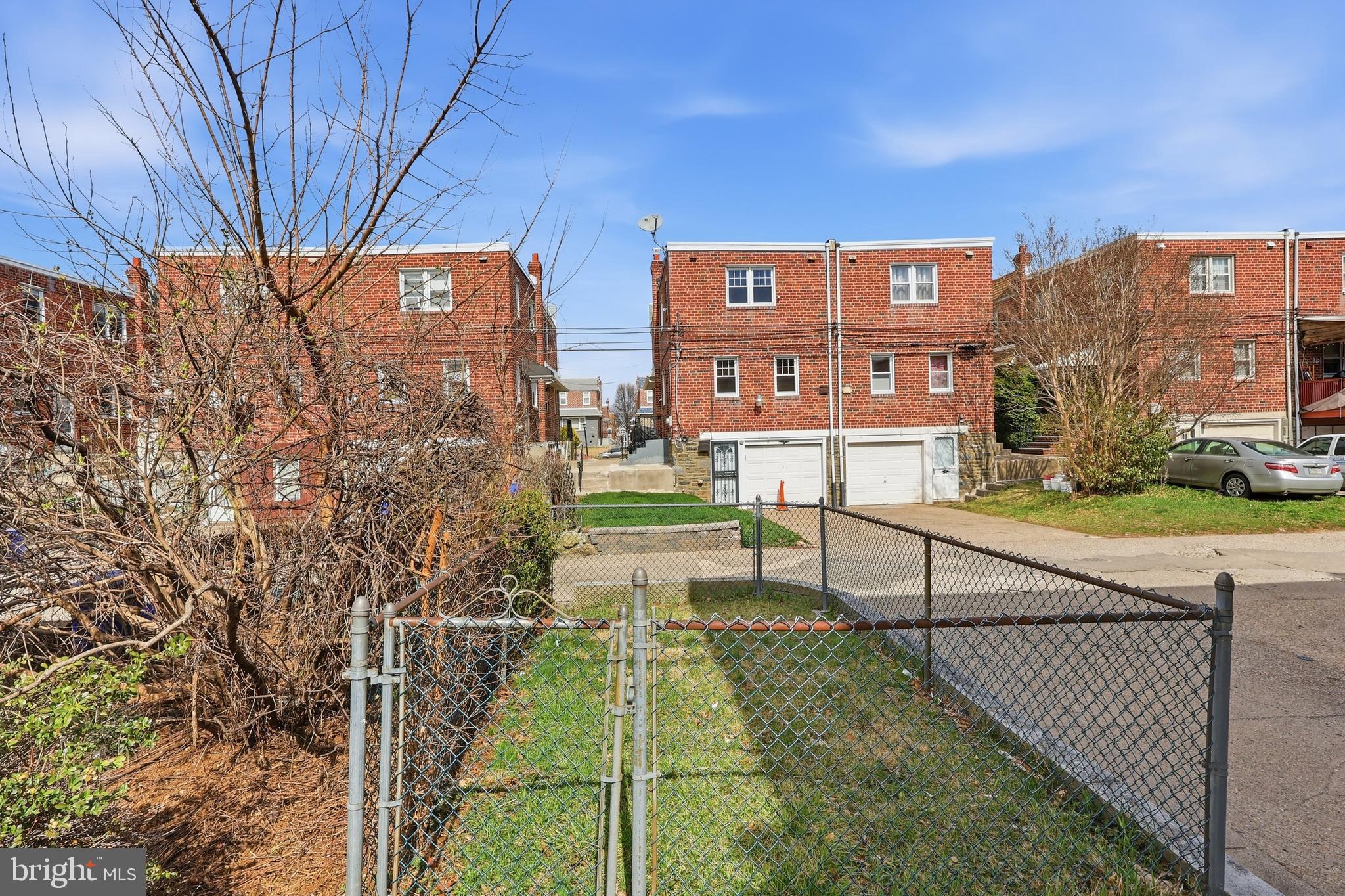 CASTOR GARDENS - Residential