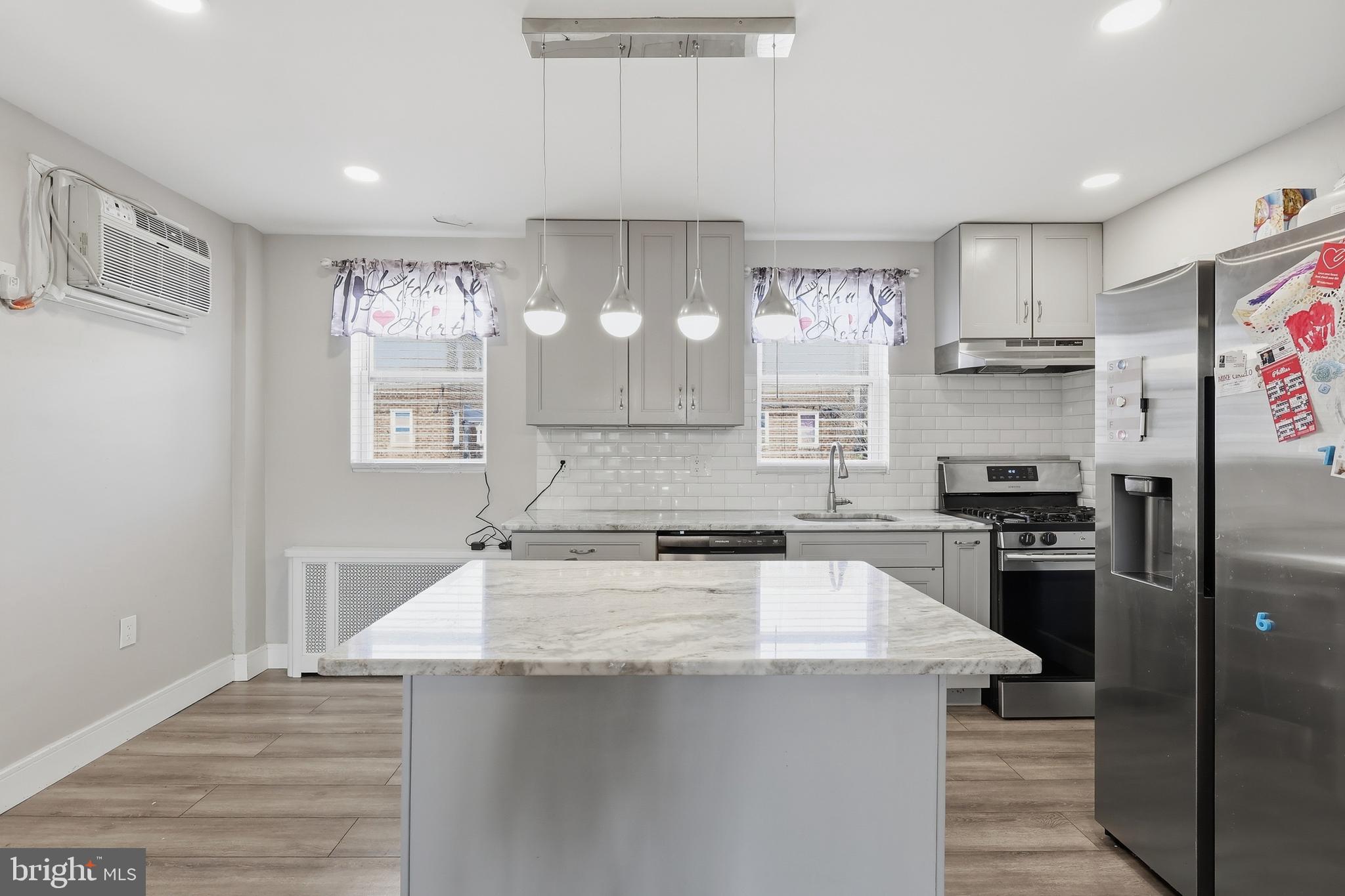 CASTOR GARDENS - Residential