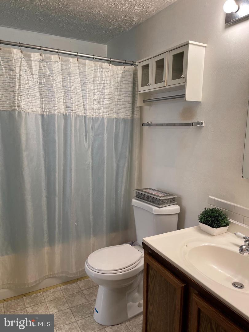 QUAIL RIDGE - Residential Lease