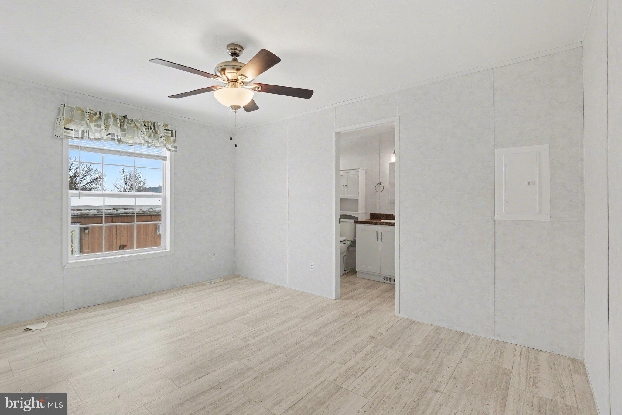 LEBANON VALLEY M.H. PARK - Residential