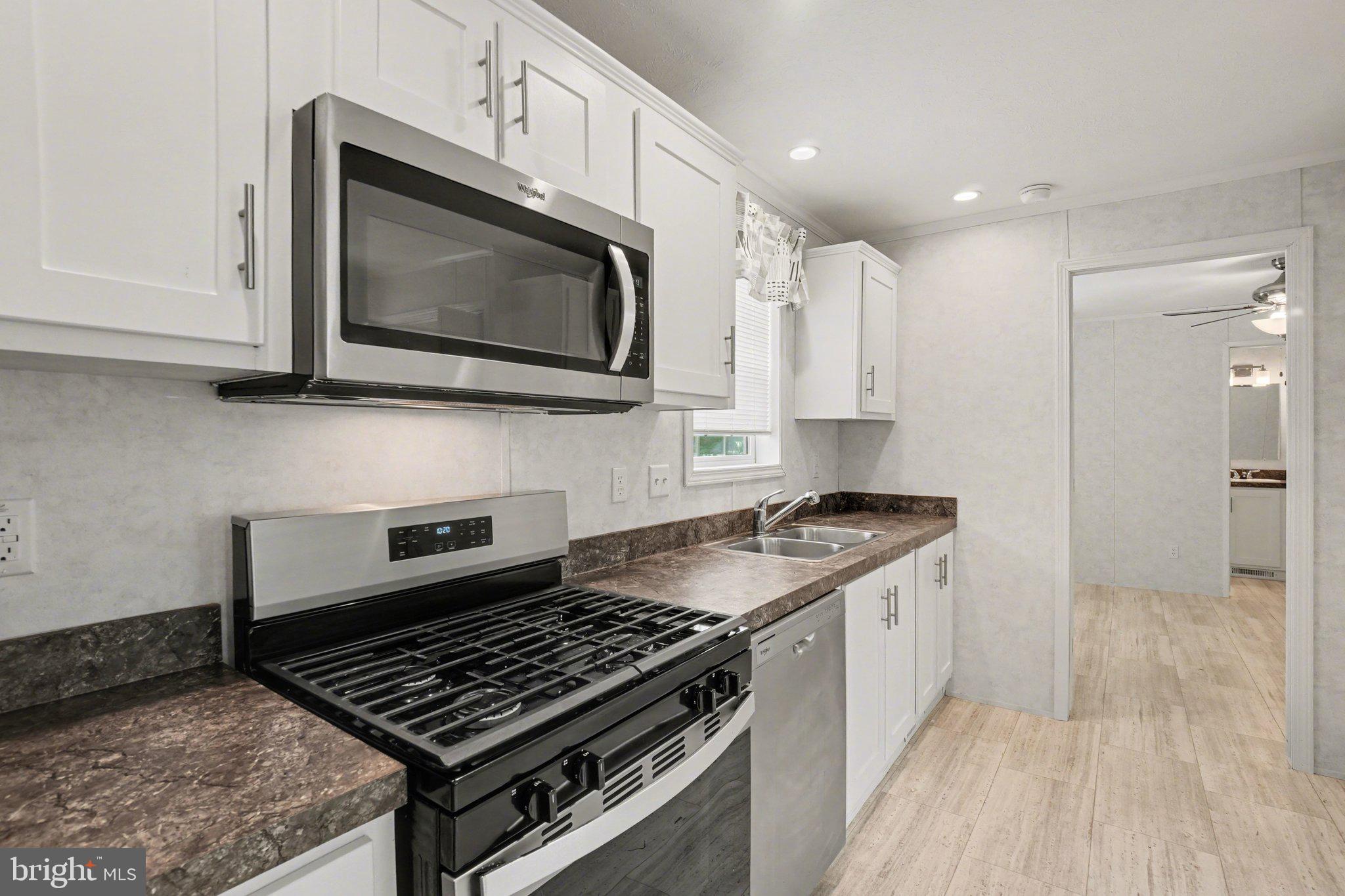 LEBANON VALLEY M.H. PARK - Residential