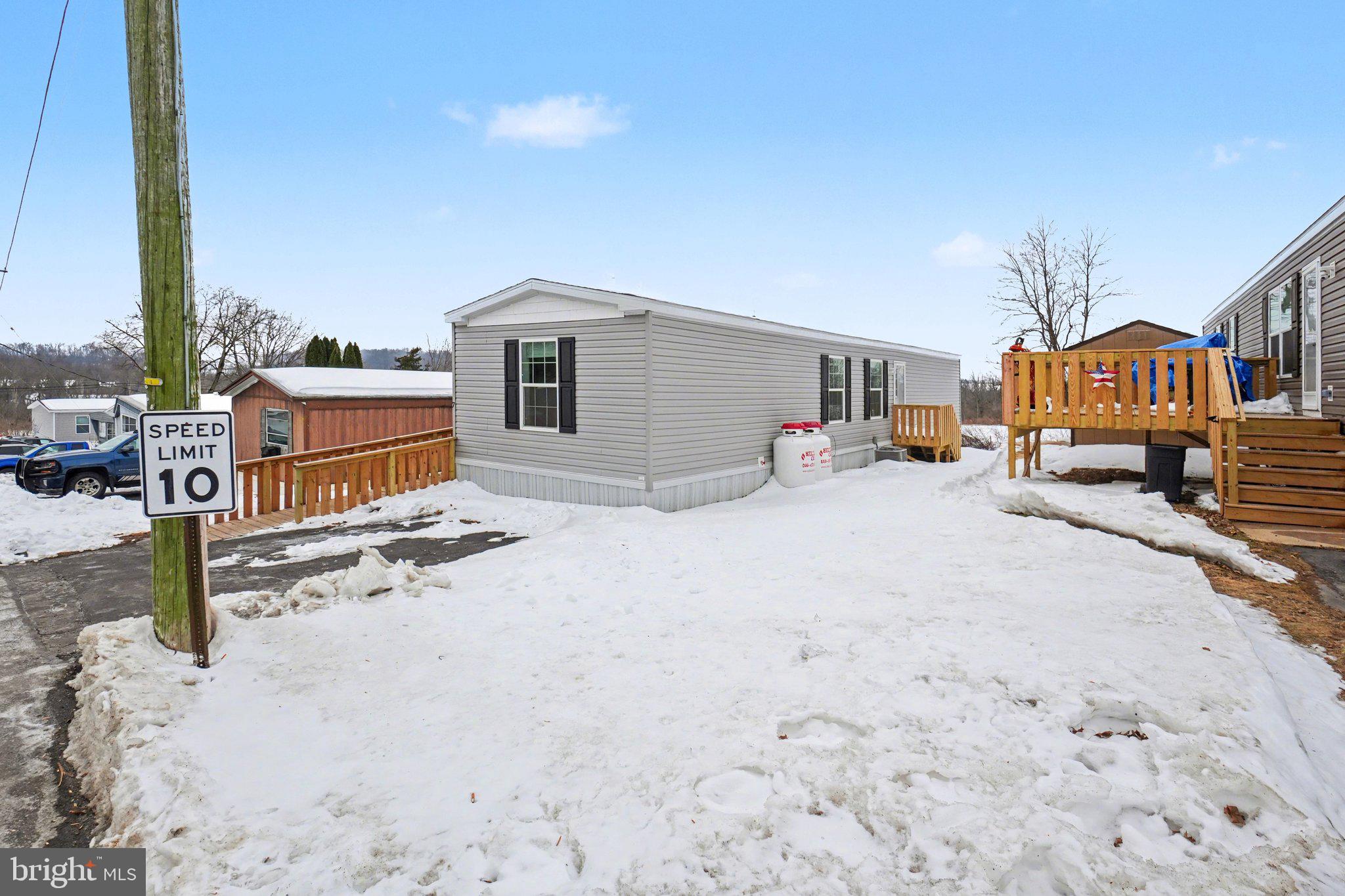 LEBANON VALLEY M.H. PARK - Residential