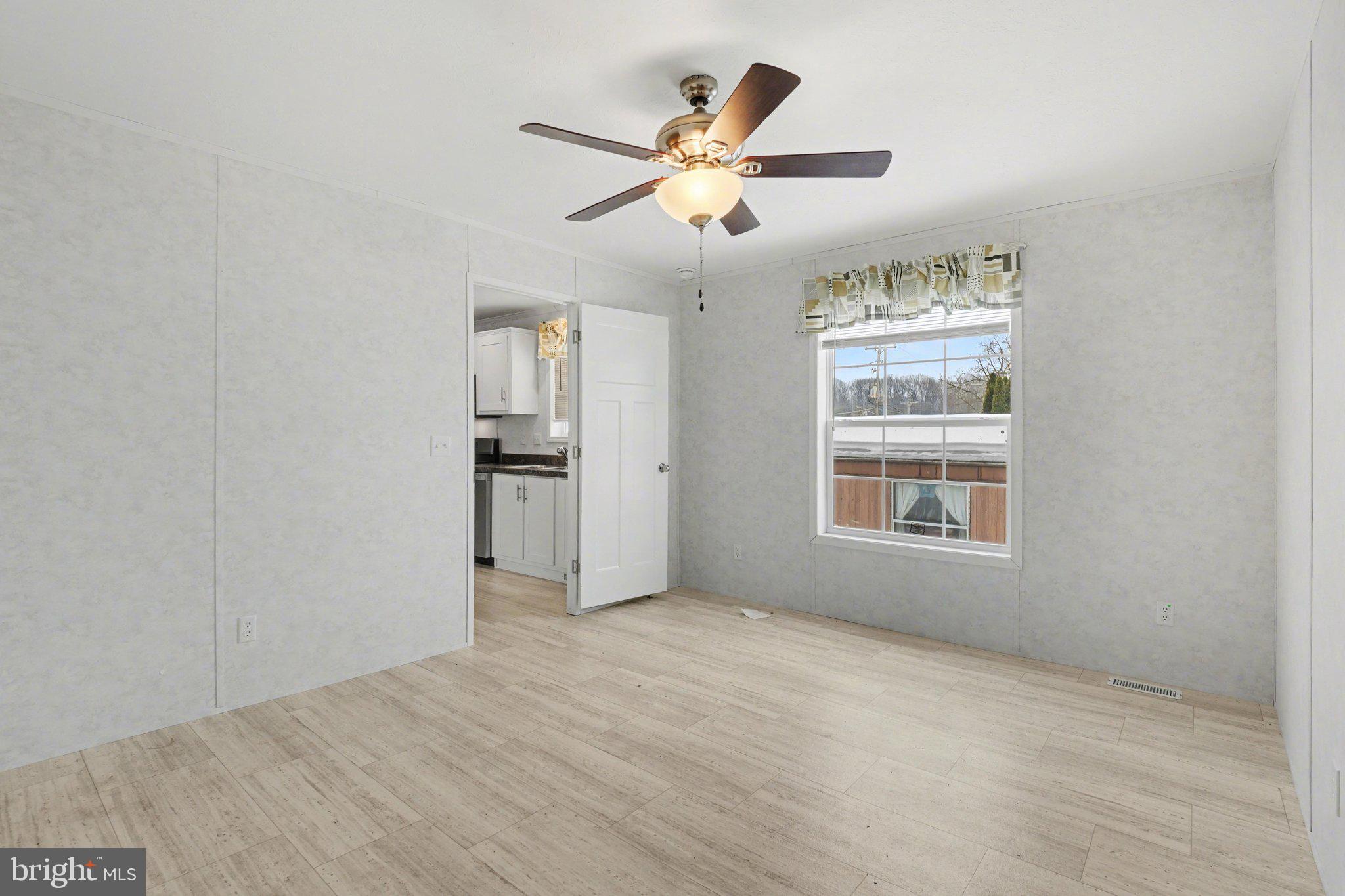 LEBANON VALLEY M.H. PARK - Residential