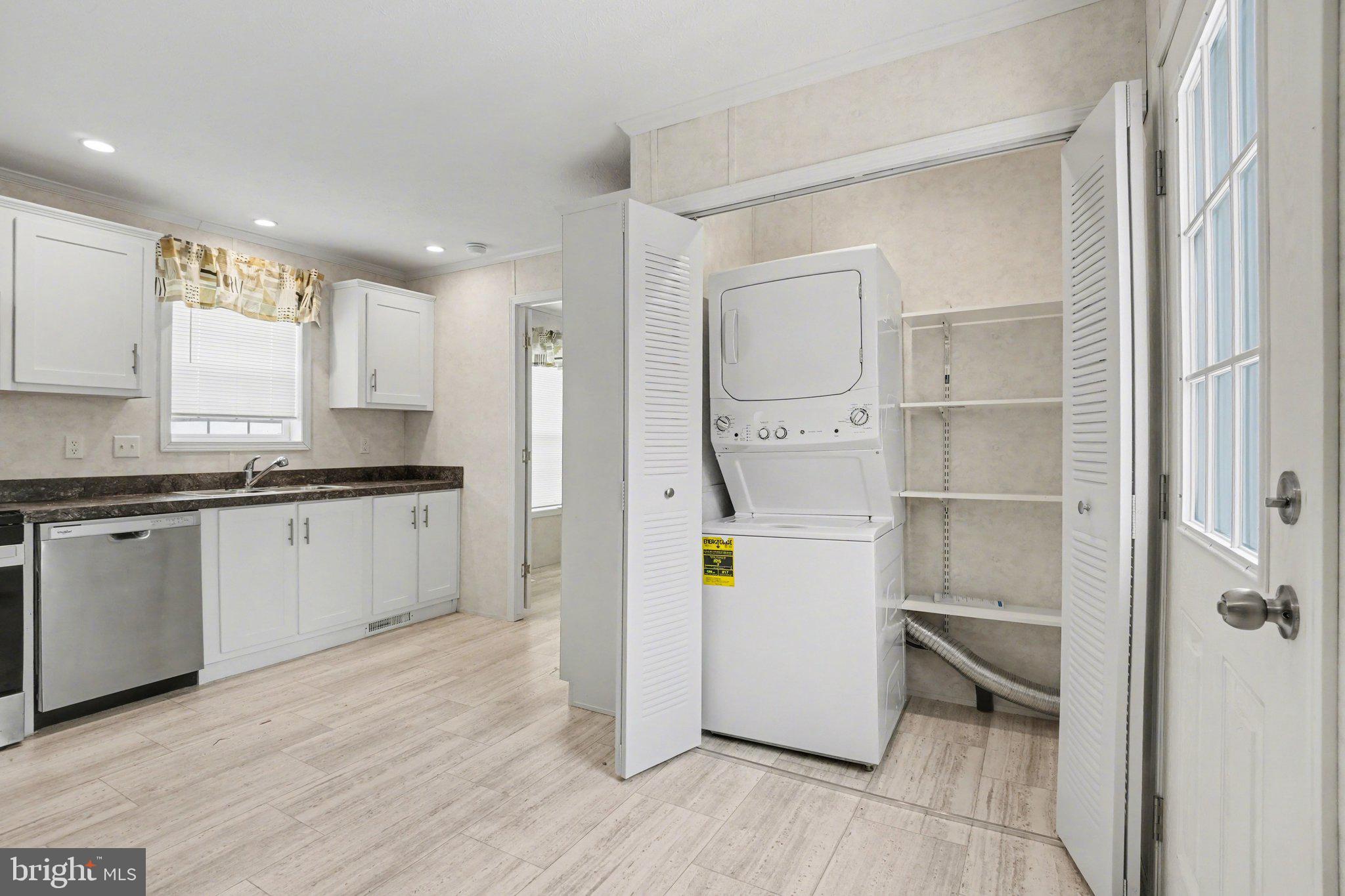 LEBANON VALLEY M.H. PARK - Residential