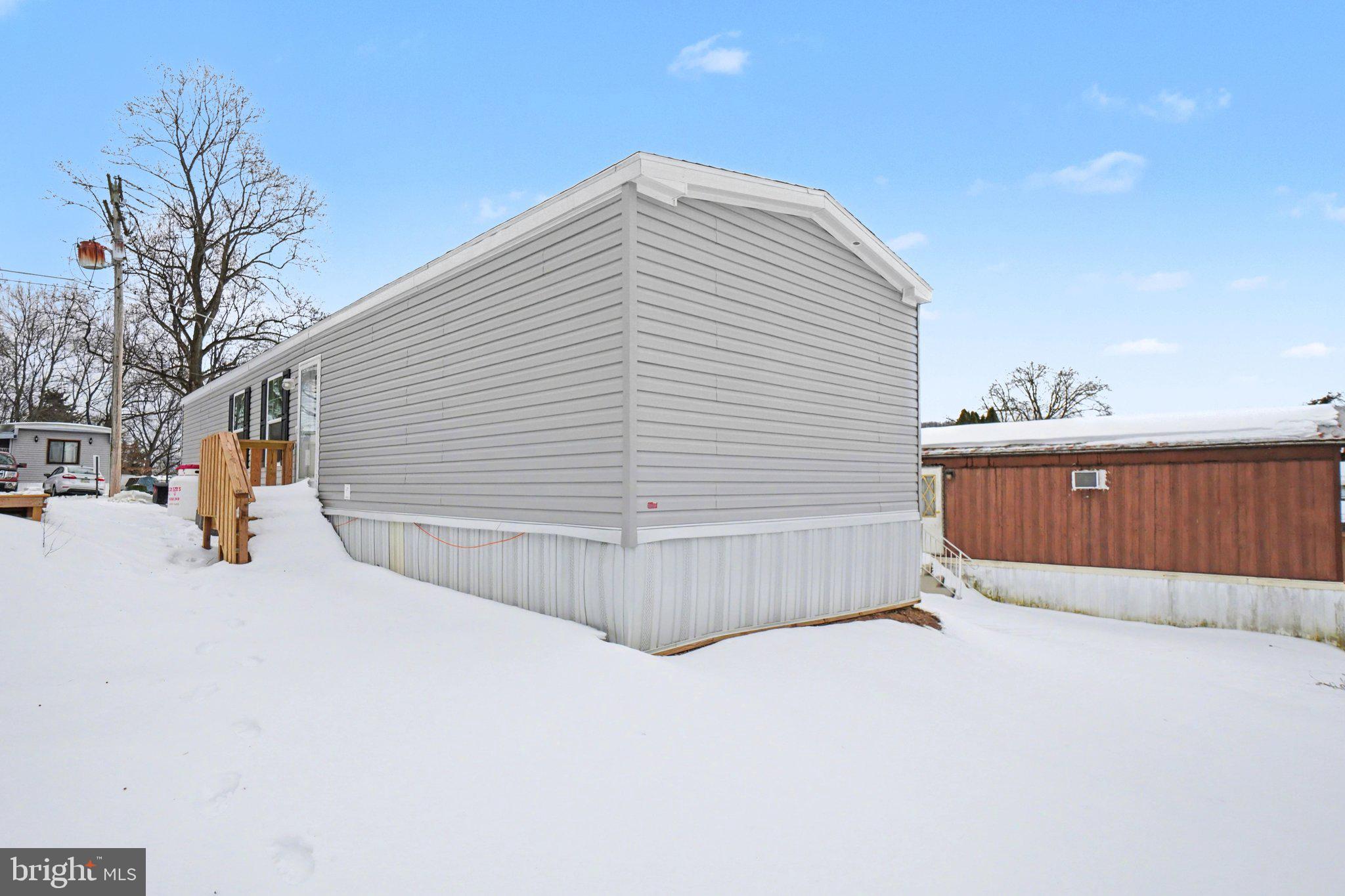 LEBANON VALLEY M.H. PARK - Residential