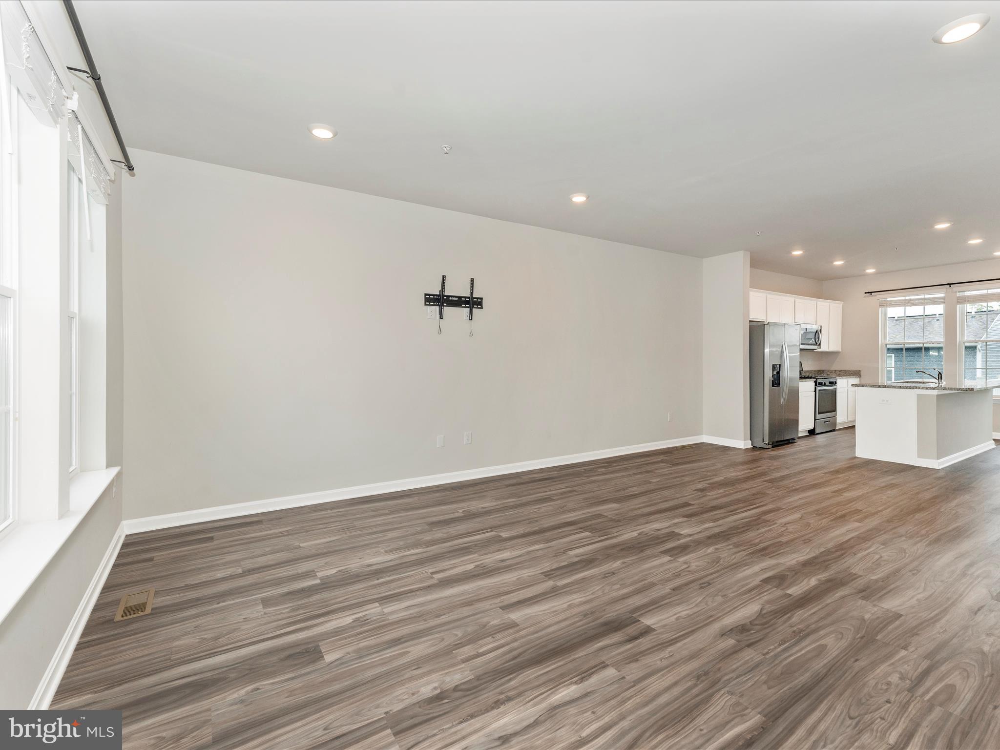 TUSCARORA CREEK - Residential