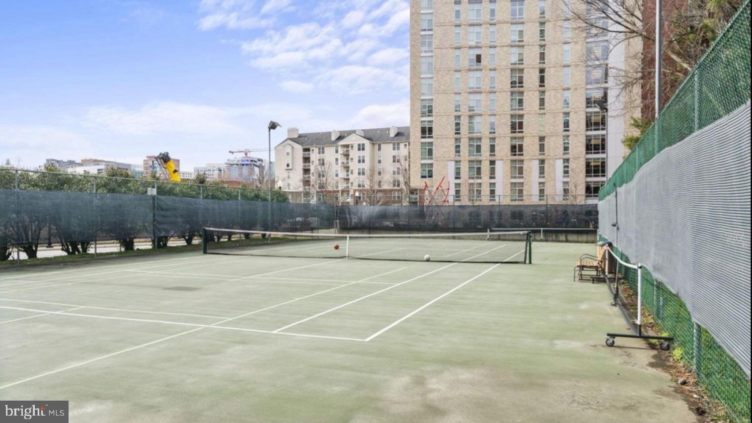 ARLINGTON - Residential Lease