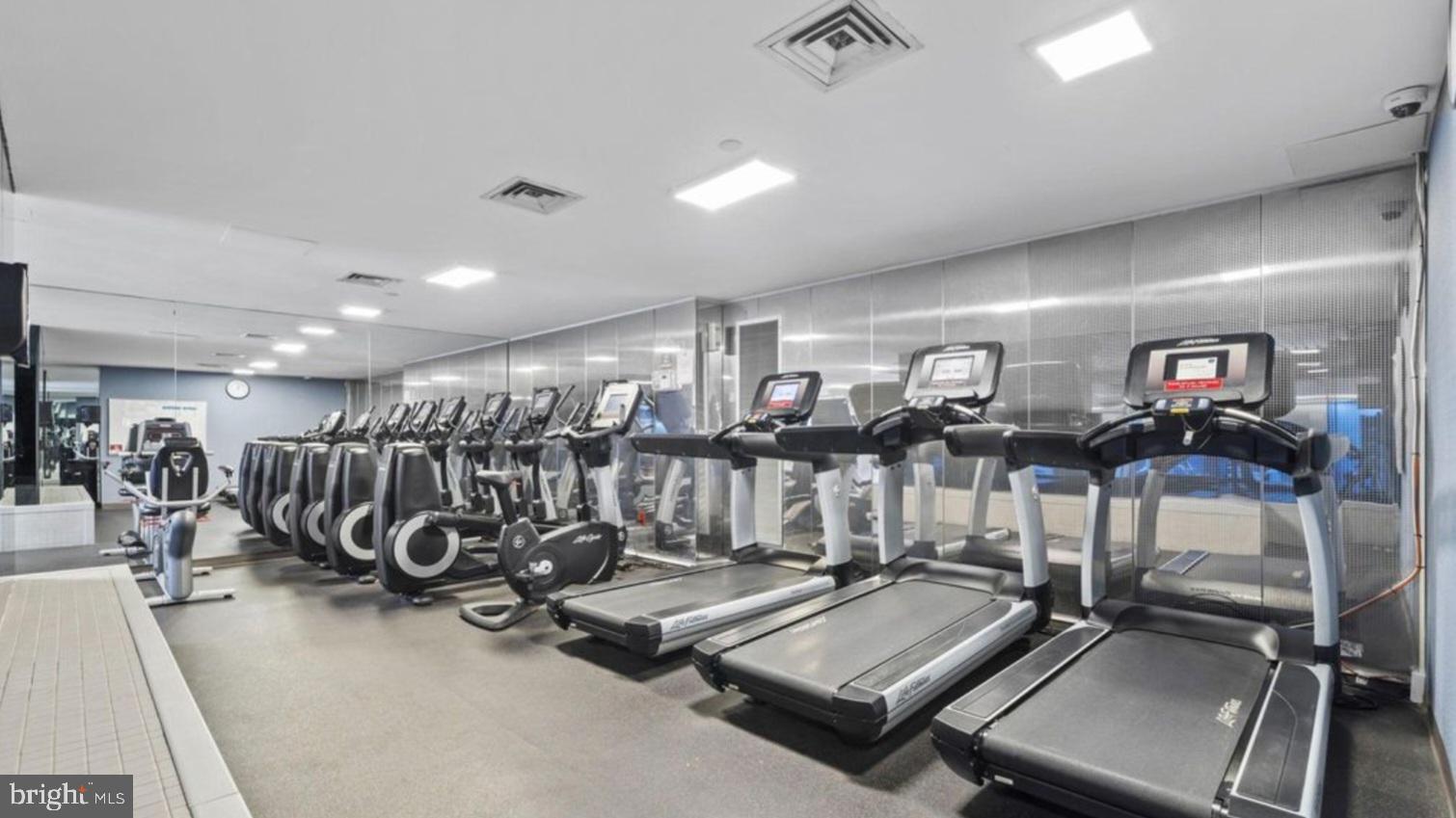 ARLINGTON - Residential Lease