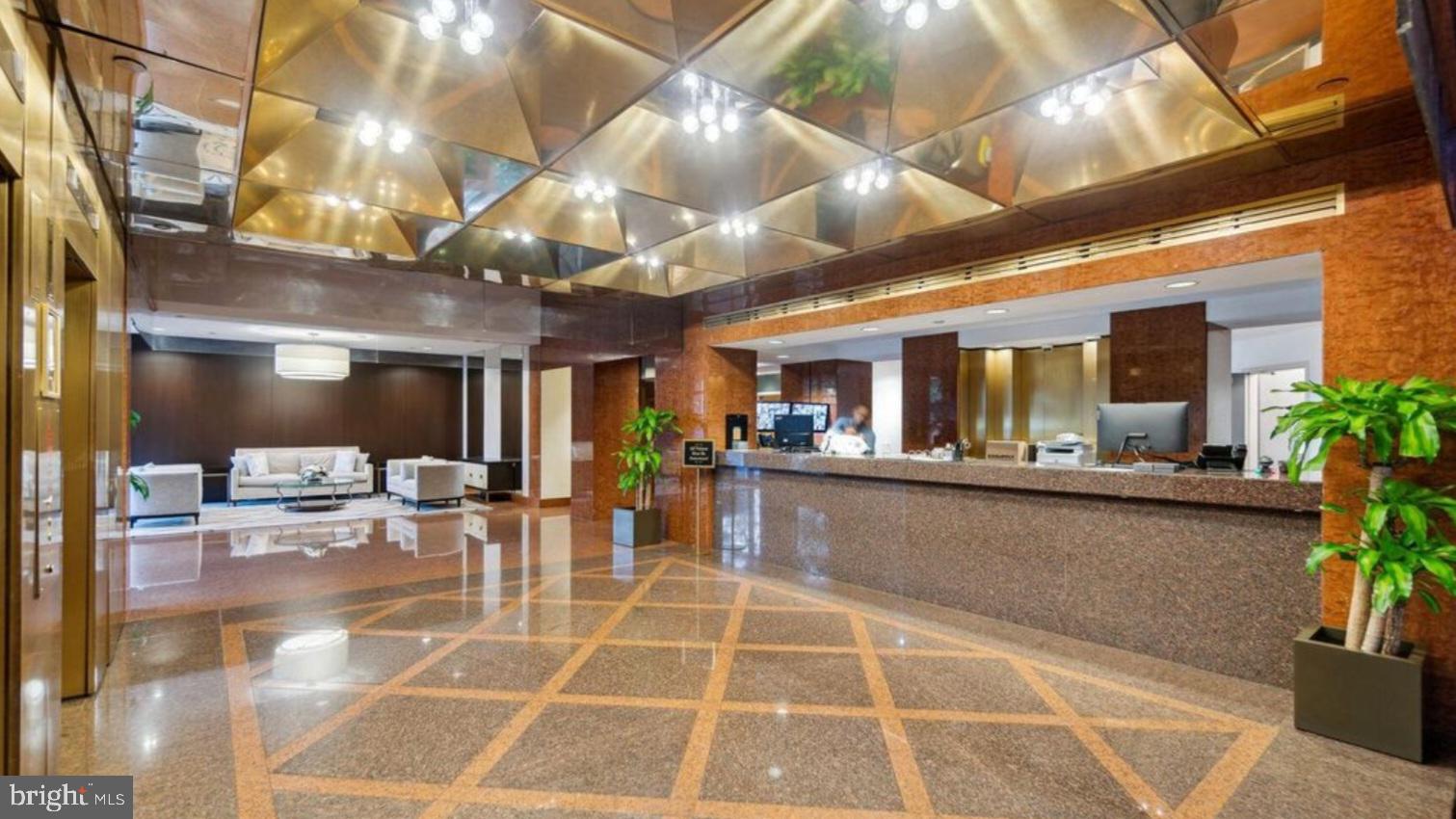 ARLINGTON - Residential Lease